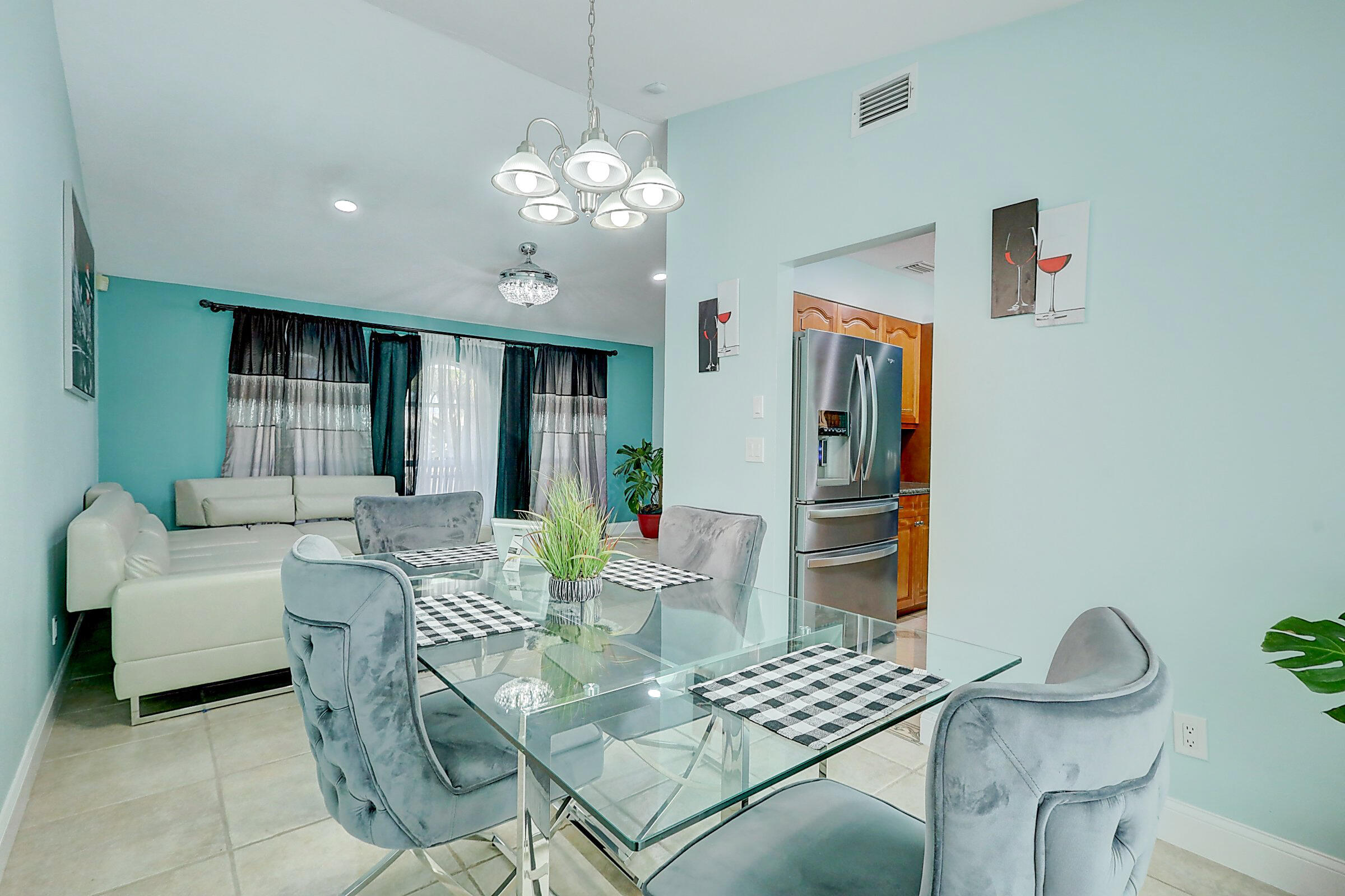 PORT ST LUCIE SECTION 4 - Residential