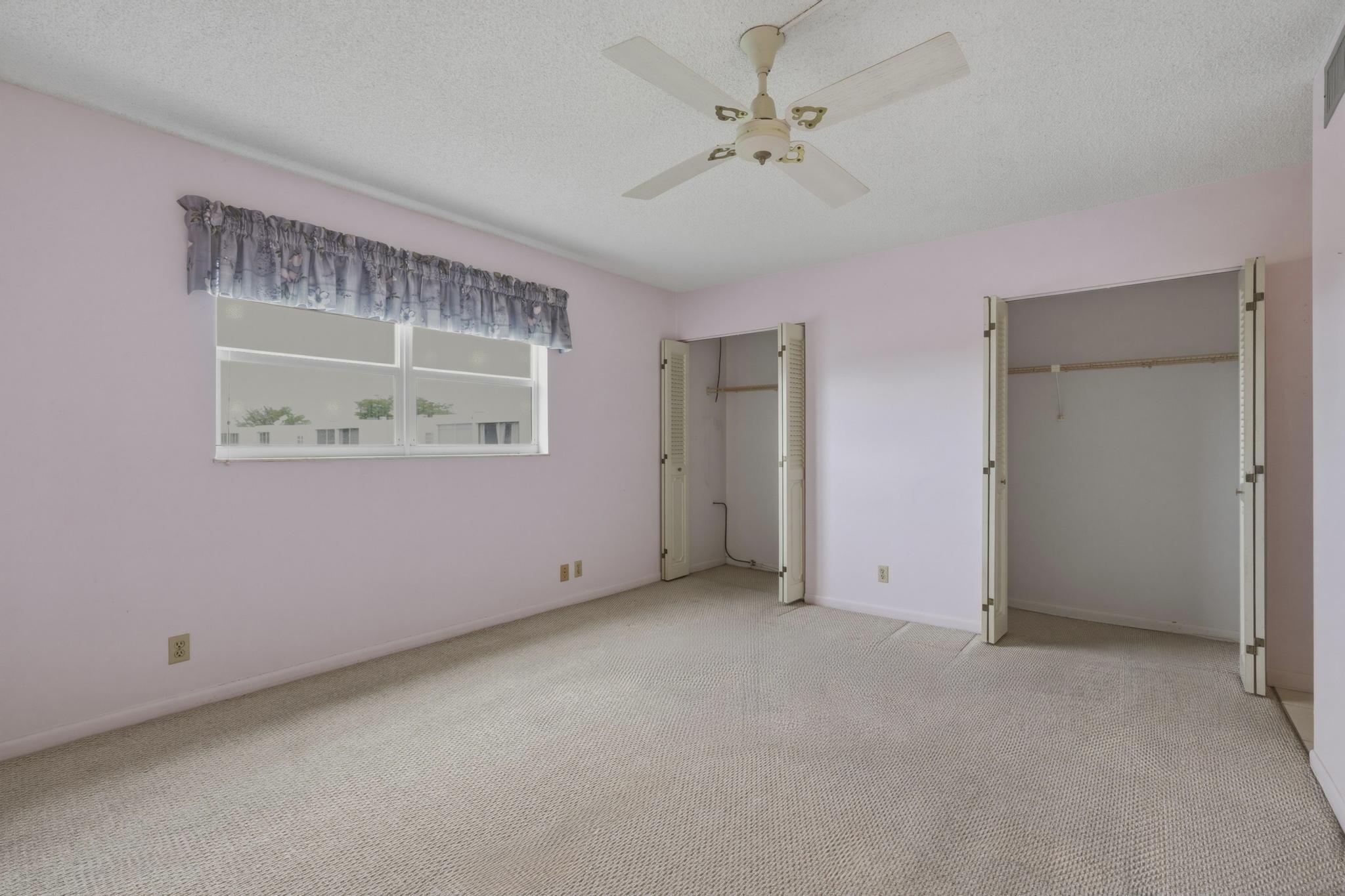 MEADOWBROOK LAKES CONDO - Residential