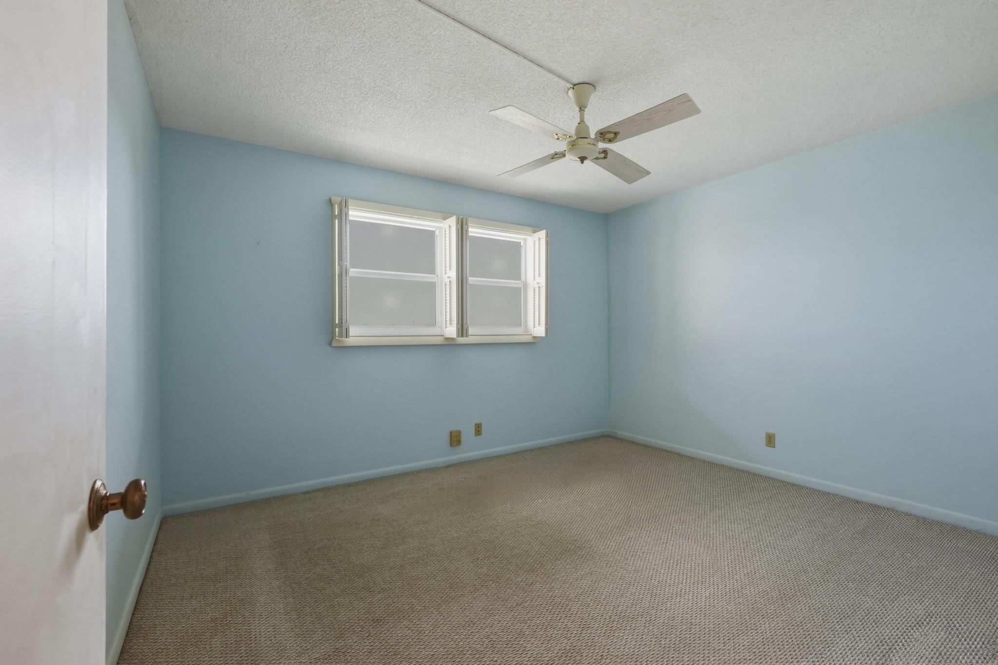 MEADOWBROOK LAKES CONDO - Residential