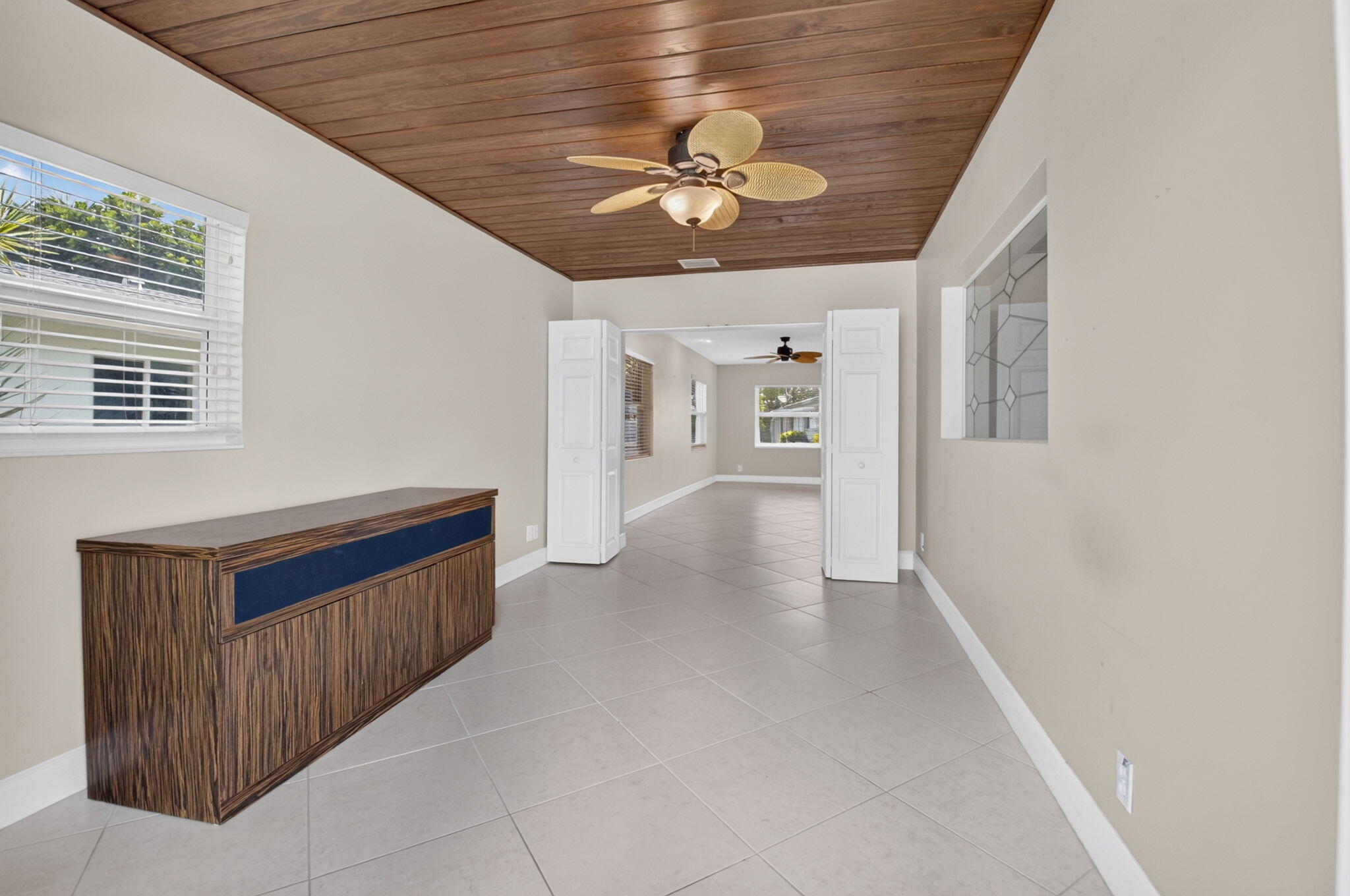 DELRAY VILLAS 5 - Residential