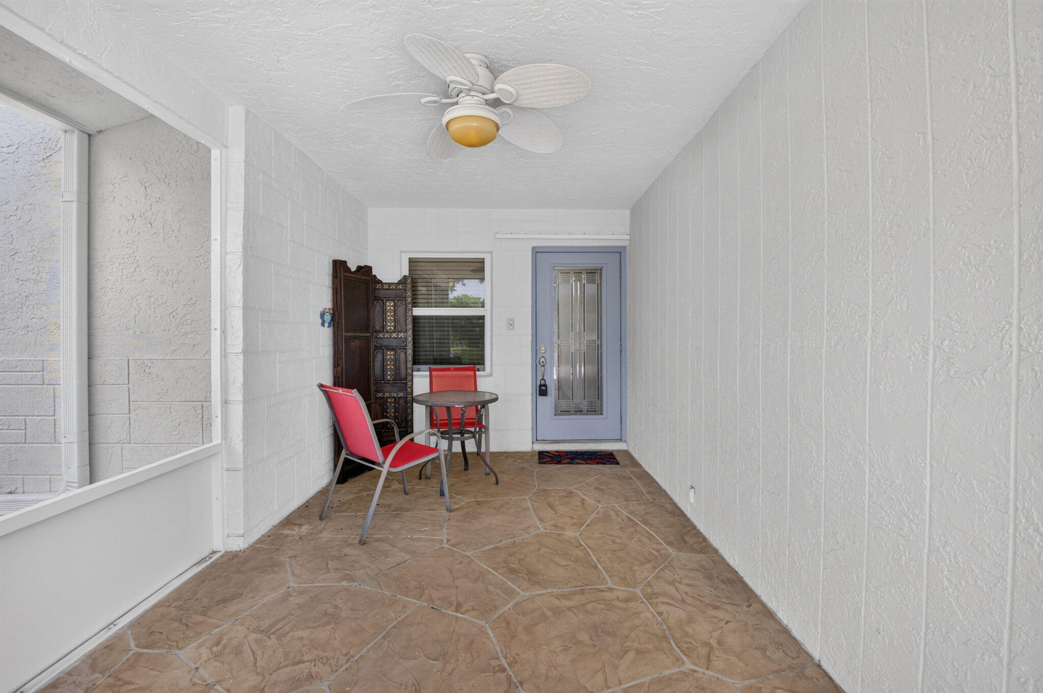 DELRAY VILLAS 5 - Residential