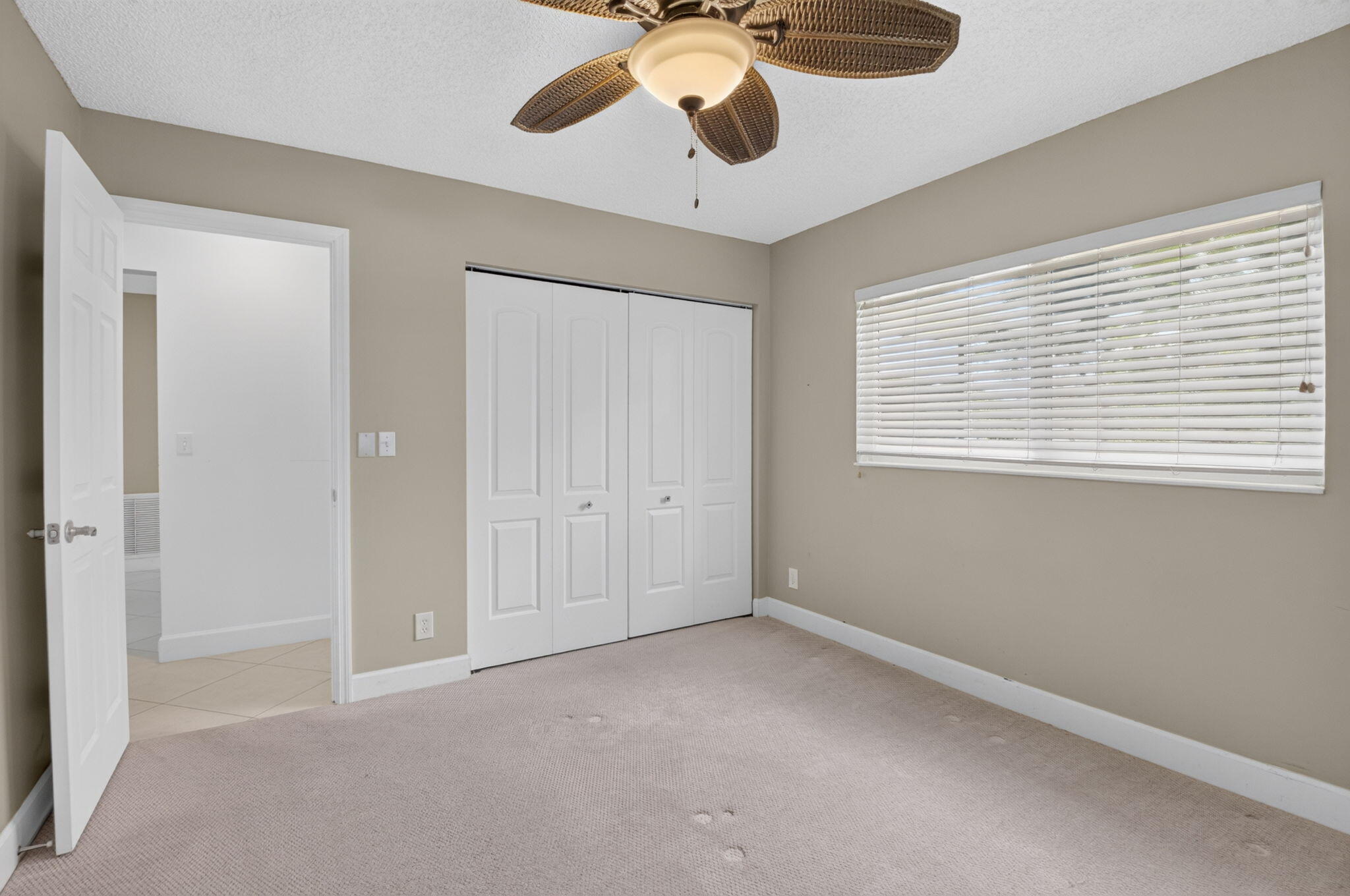 DELRAY VILLAS 5 - Residential