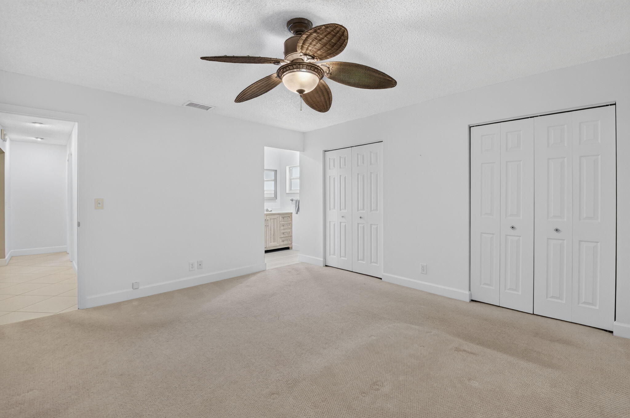 DELRAY VILLAS 5 - Residential