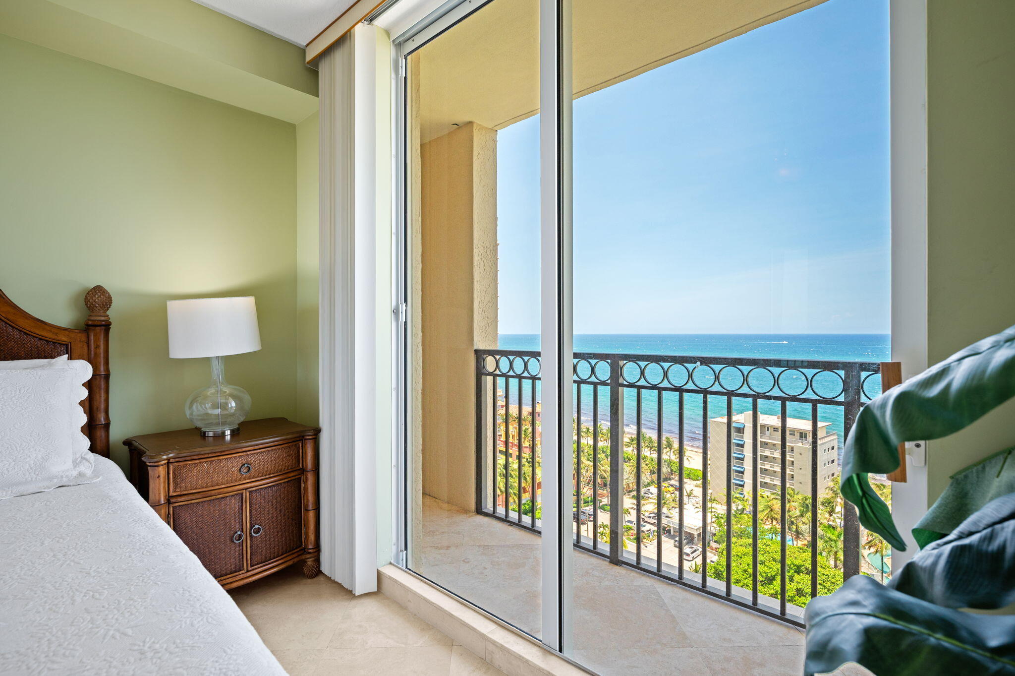 Vue Condo - Residential