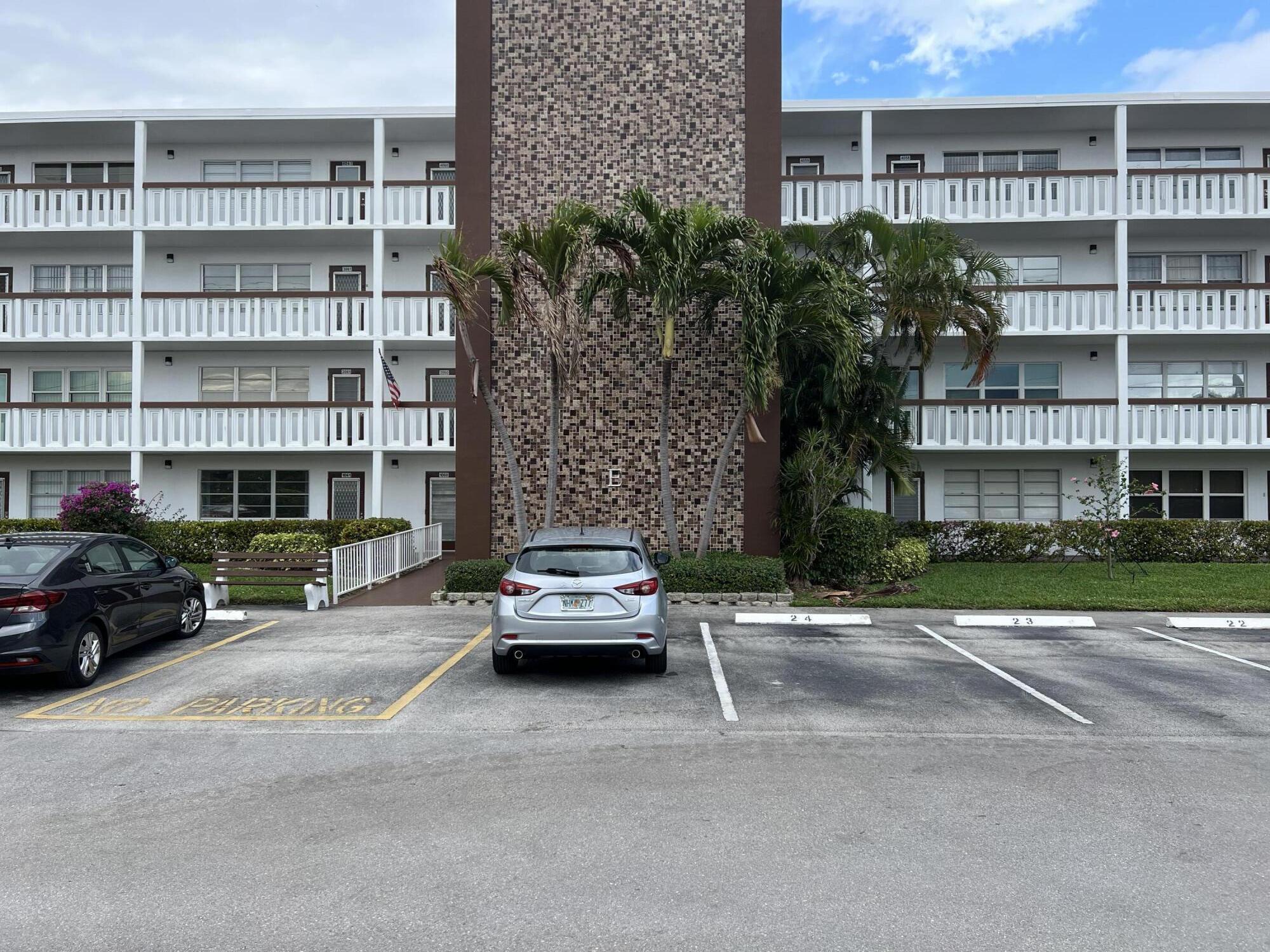 HARWOOD E CONDO - Residential