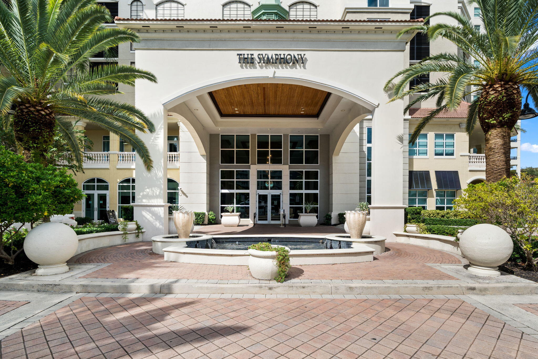 SYMPHONY NORTH CONDO - Residential