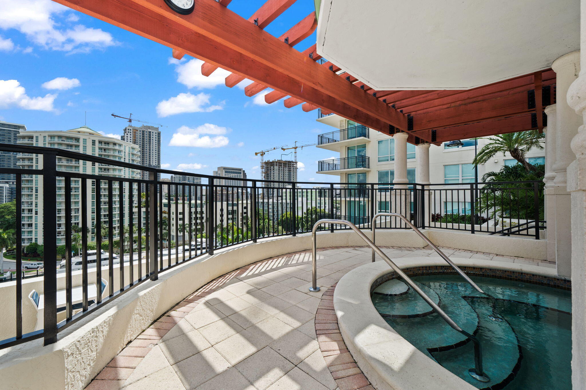 SYMPHONY NORTH CONDO - Residential