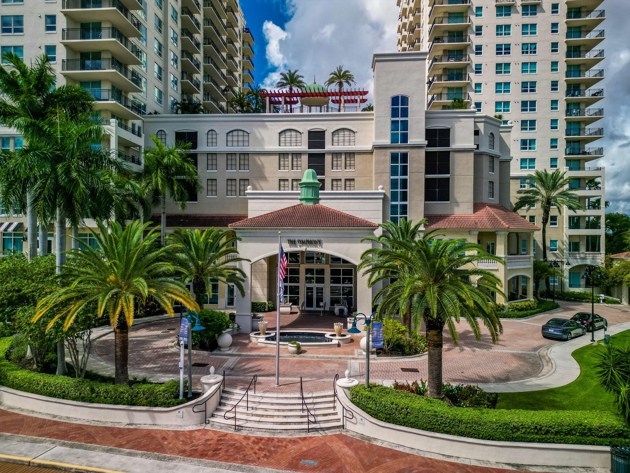 SYMPHONY NORTH CONDO - Residential
