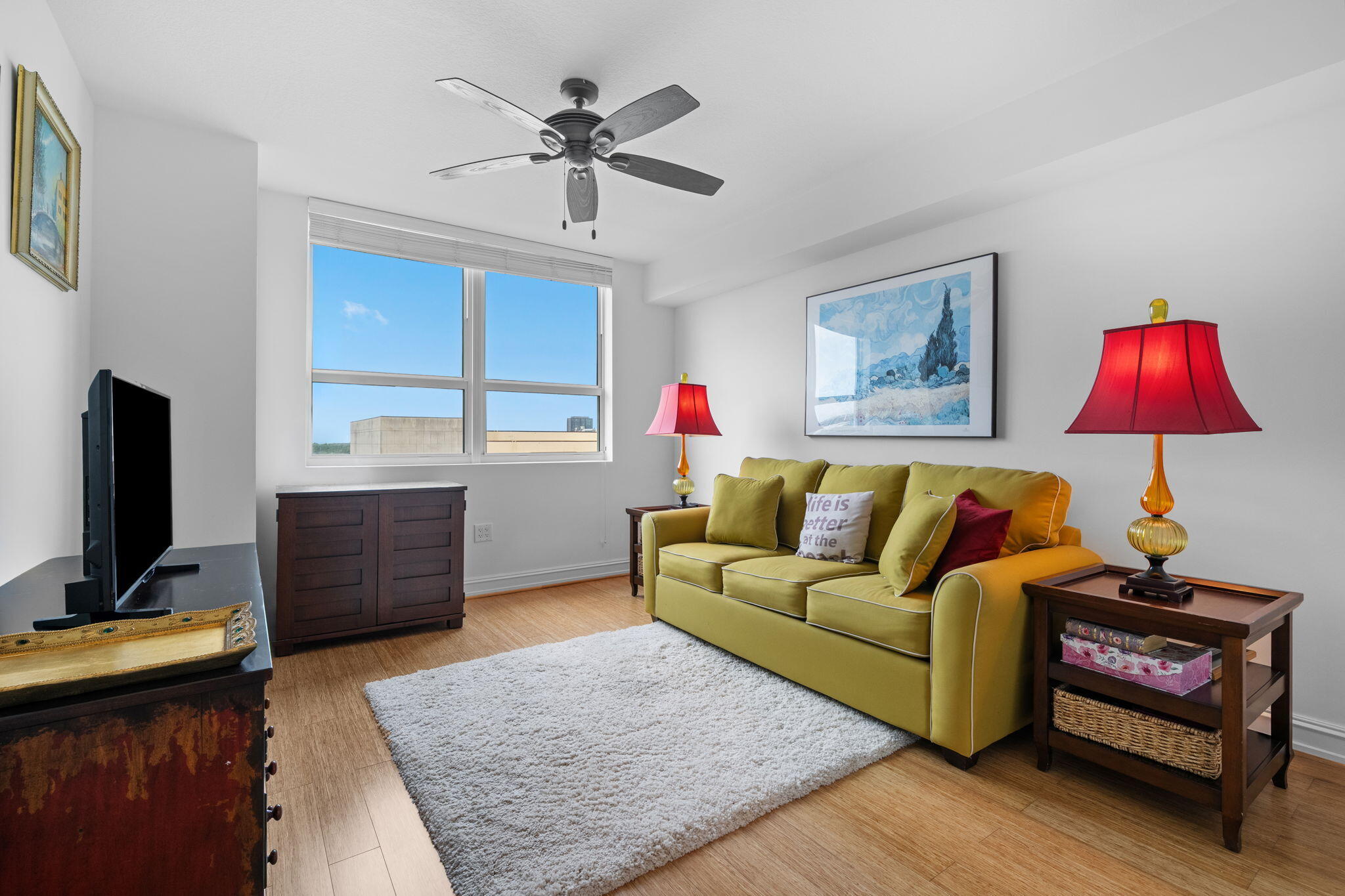 SYMPHONY NORTH CONDO - Residential