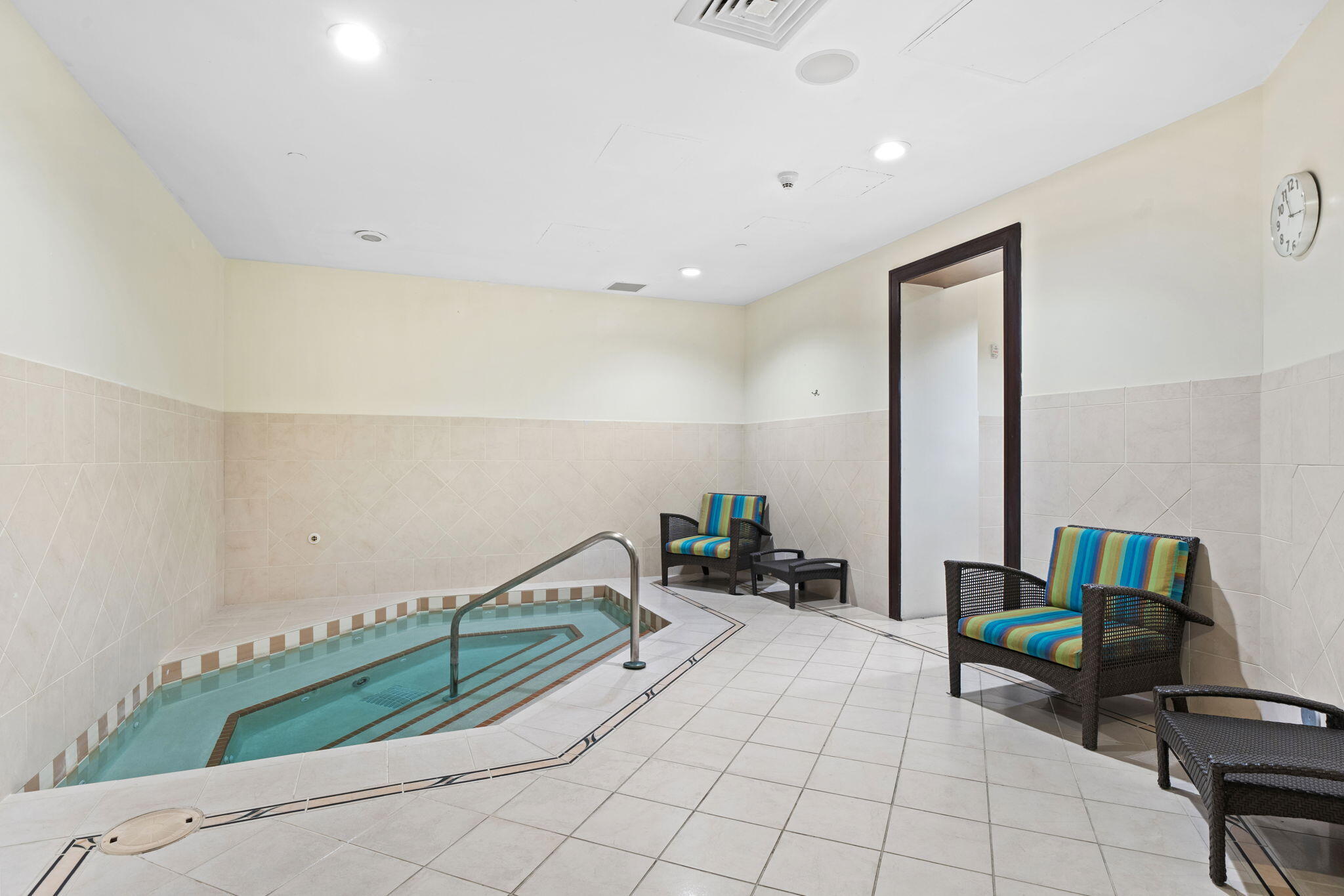 SYMPHONY NORTH CONDO - Residential