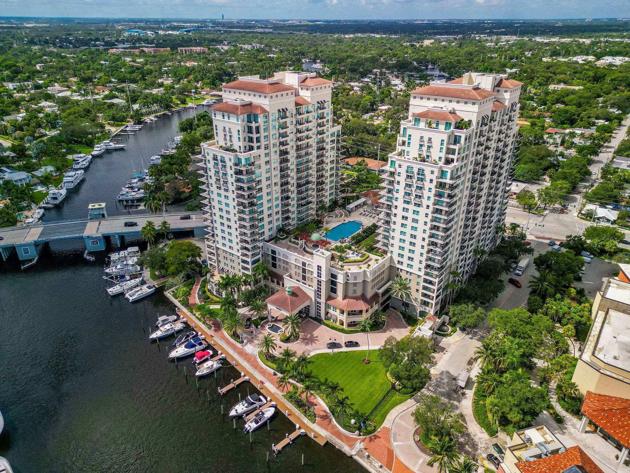 SYMPHONY NORTH CONDO - Residential