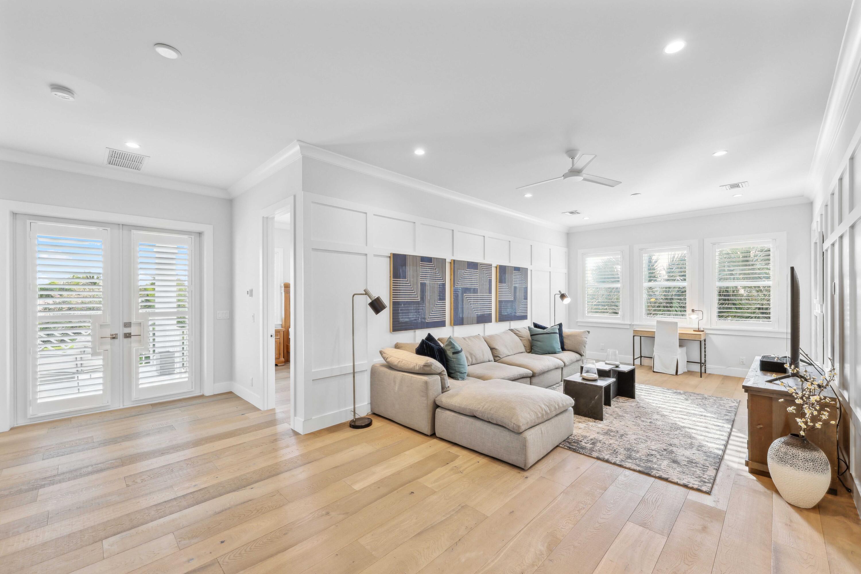 COUNTRY CLUB ADD TO VILLAGE OF NORTH PALM BEACH - Residential