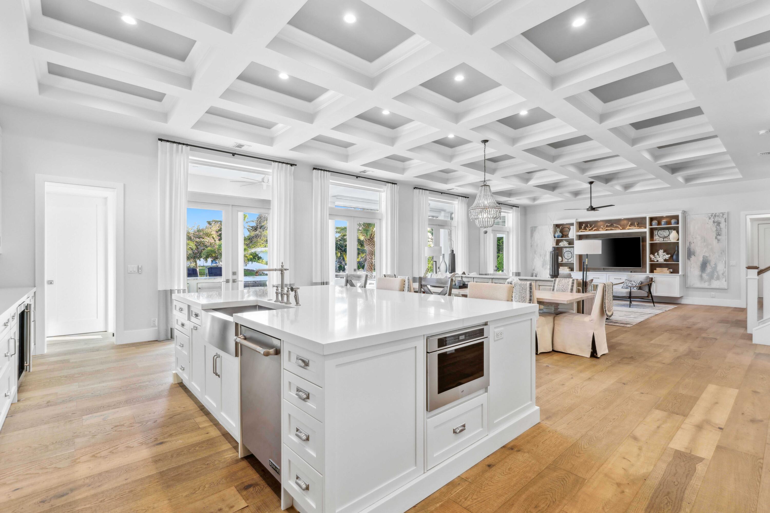 COUNTRY CLUB ADD TO VILLAGE OF NORTH PALM BEACH - Residential