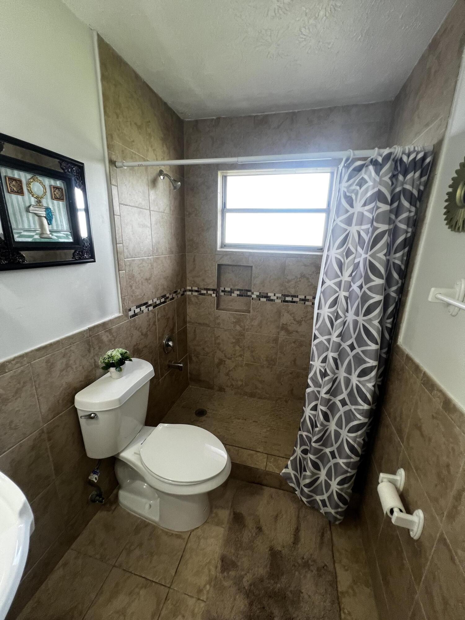 PORT ST LUCIE SECTION 2 - Residential Lease