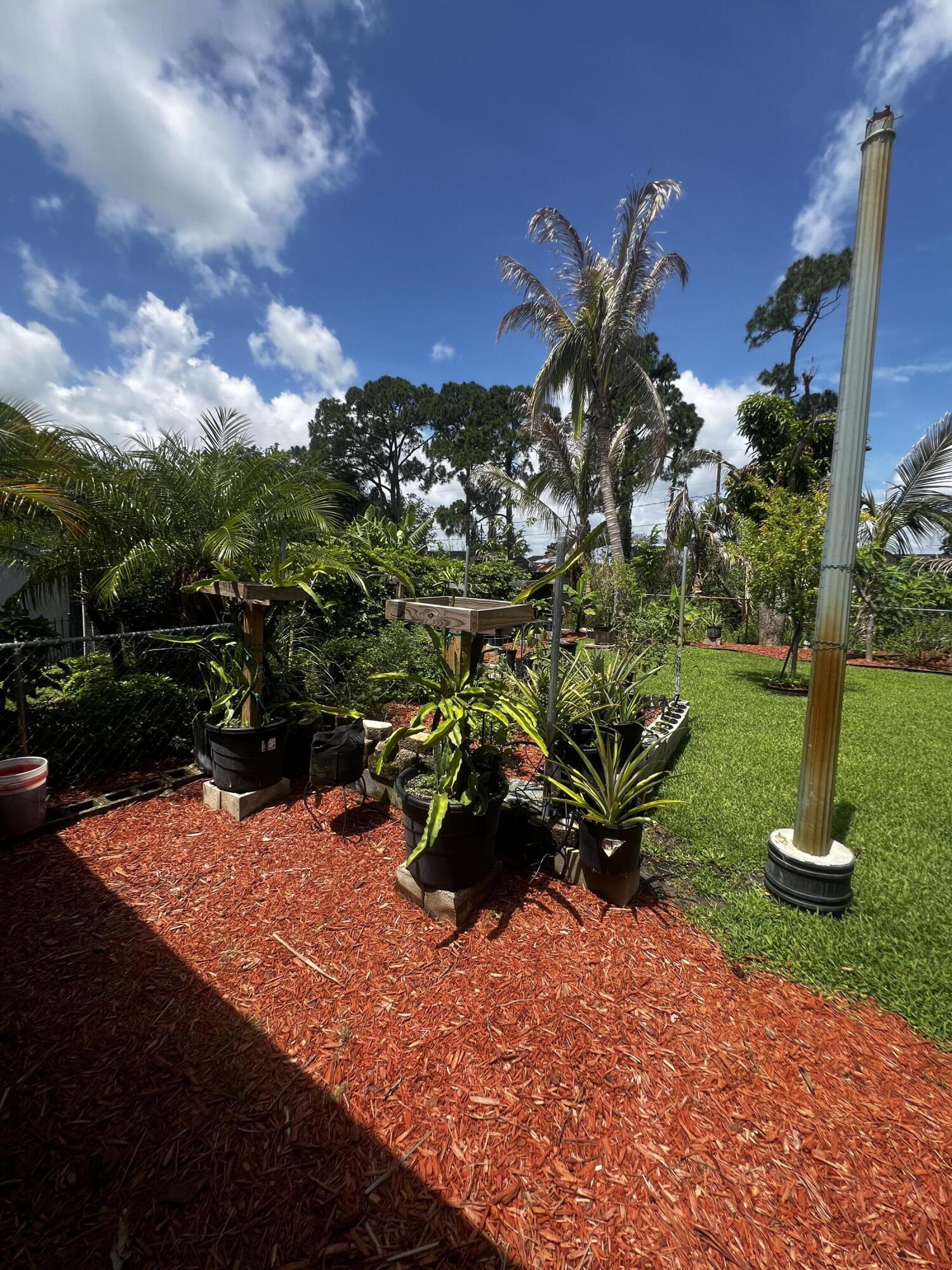 PORT ST LUCIE SECTION 2 - Residential Lease