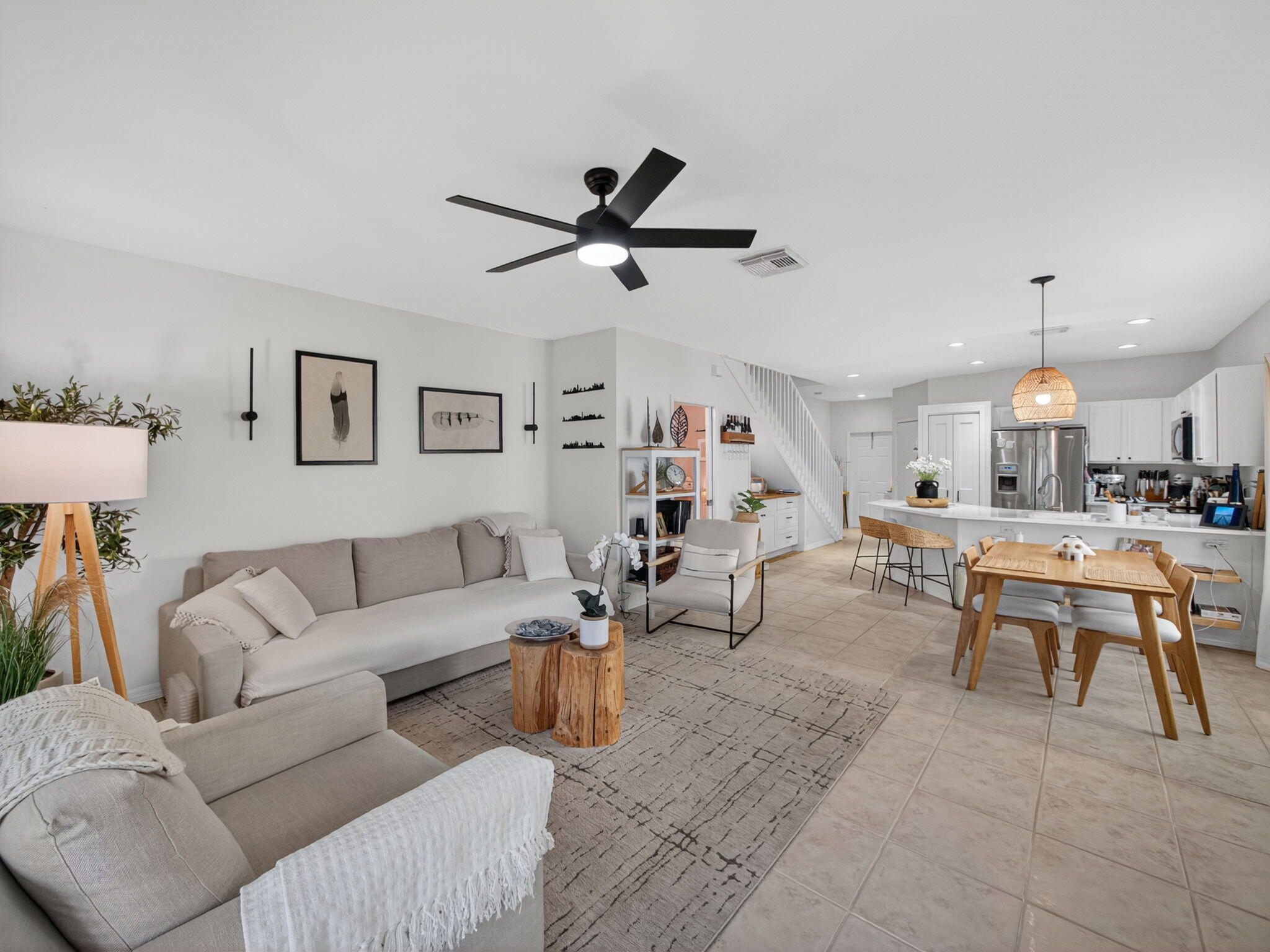 TOWNE PLACE - Residential Lease