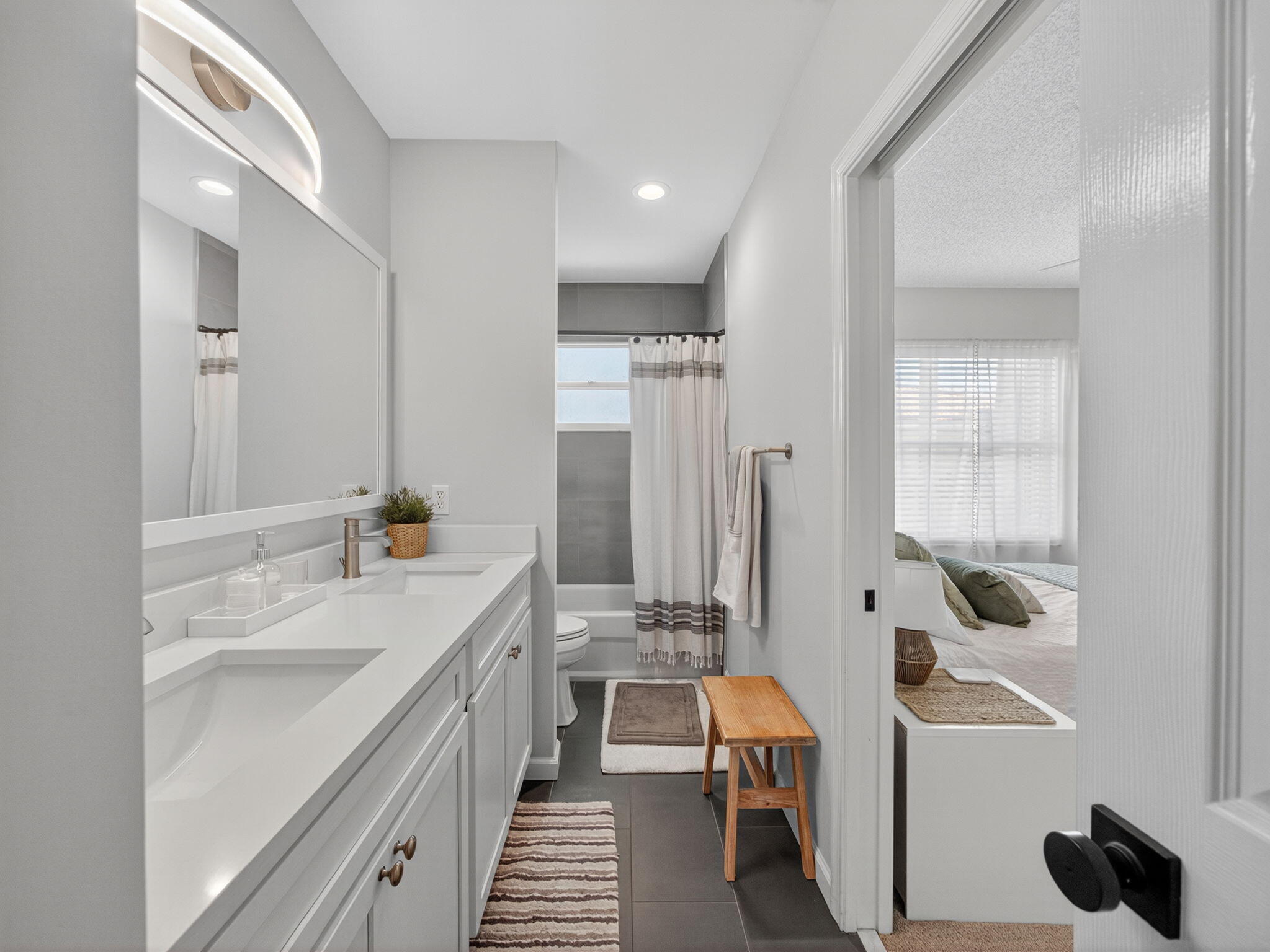 TOWNE PLACE - Residential Lease