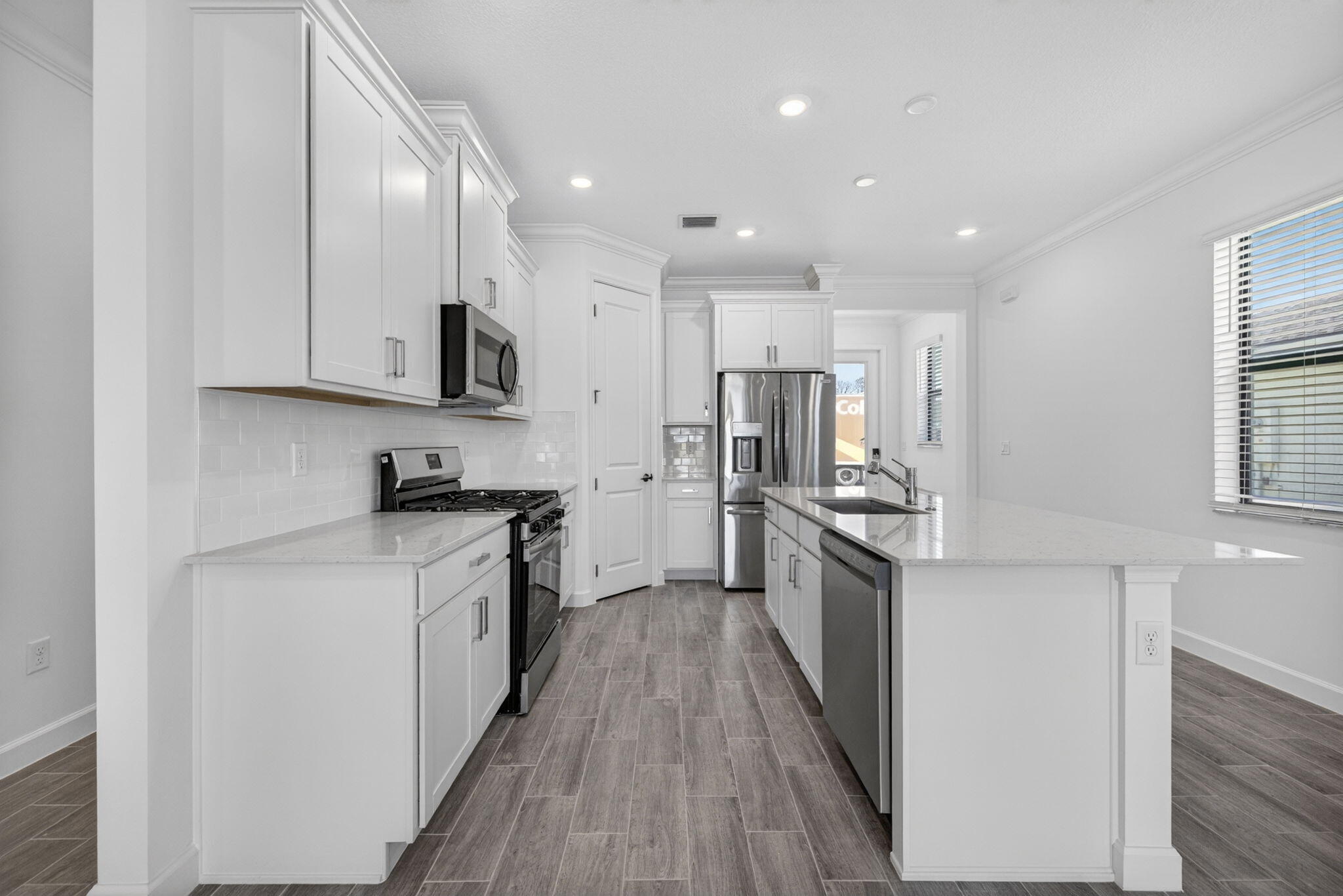 LTC RANCH WEST POD 9 PHASES 2 AND 3 - Residential Lease