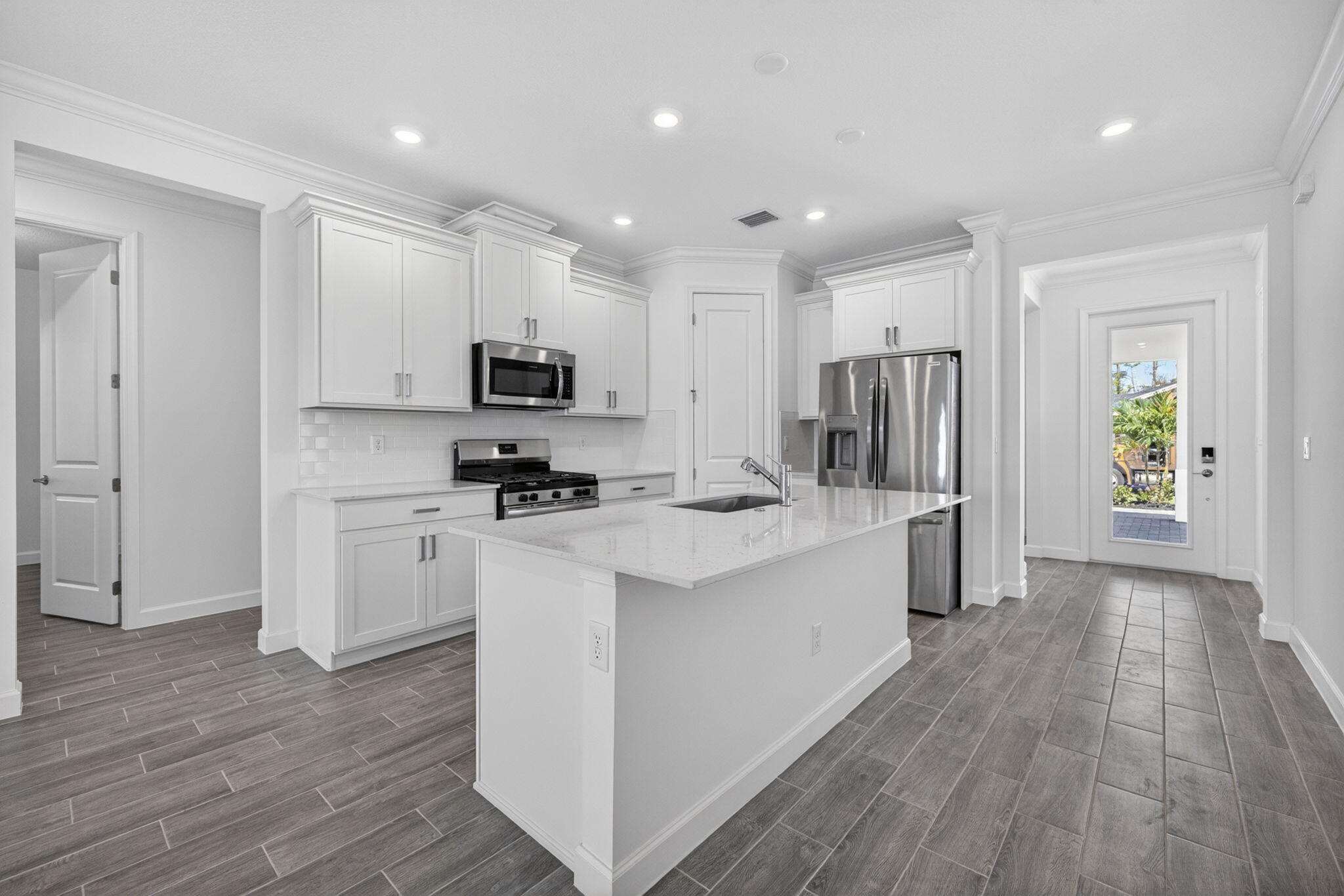LTC RANCH WEST POD 9 PHASES 2 AND 3 - Residential Lease