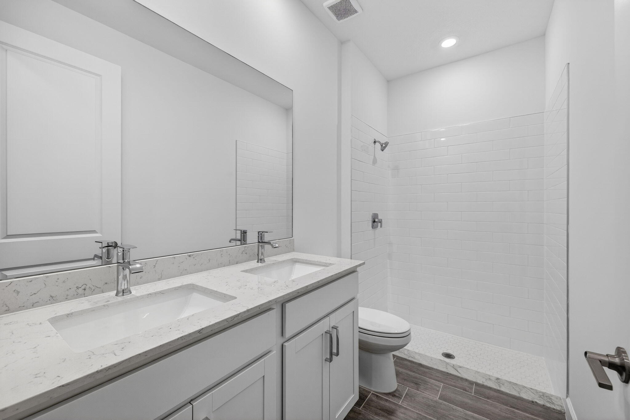 LTC RANCH WEST POD 9 PHASES 2 AND 3 - Residential Lease