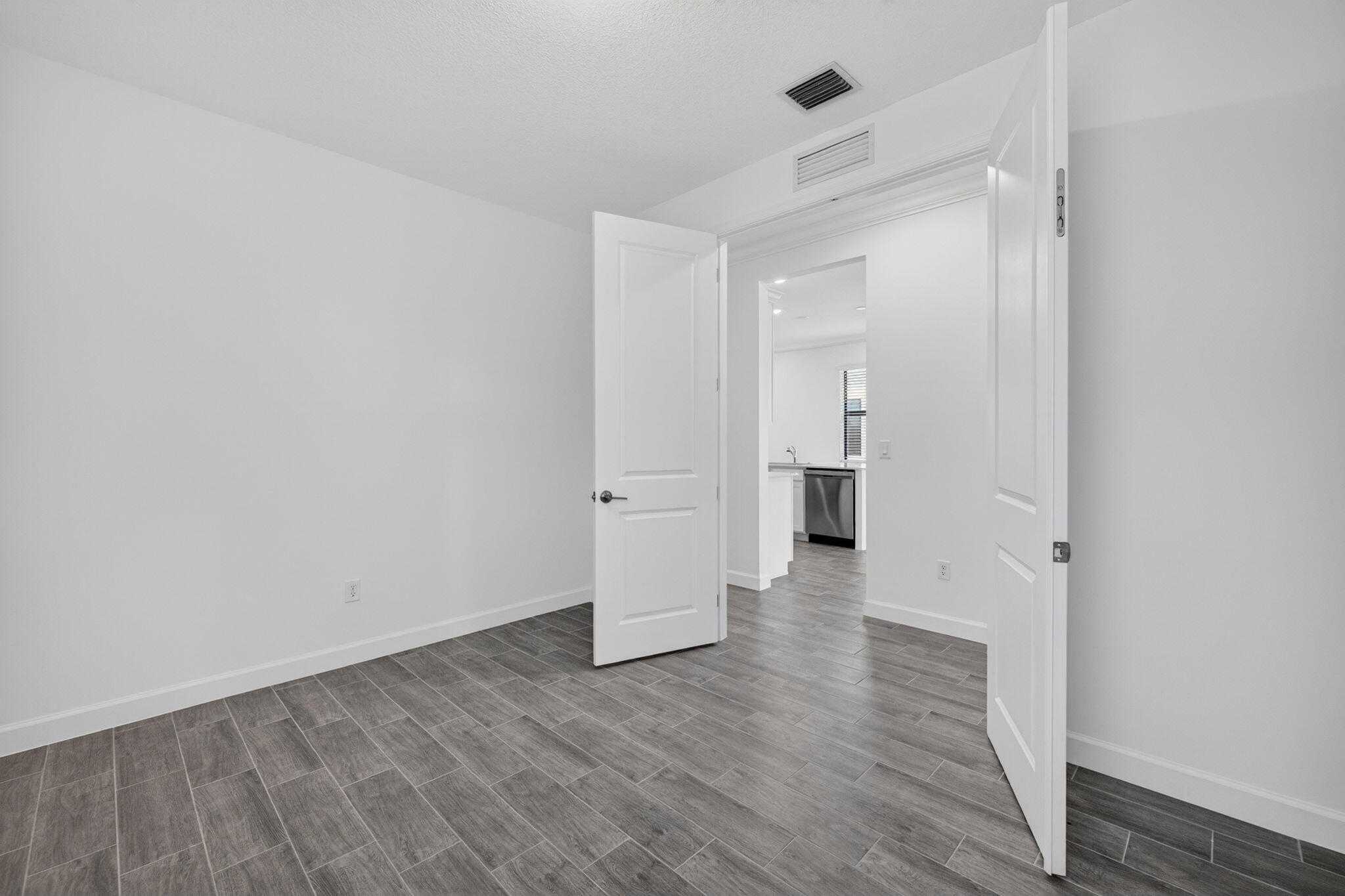 LTC RANCH WEST POD 9 PHASES 2 AND 3 - Residential Lease