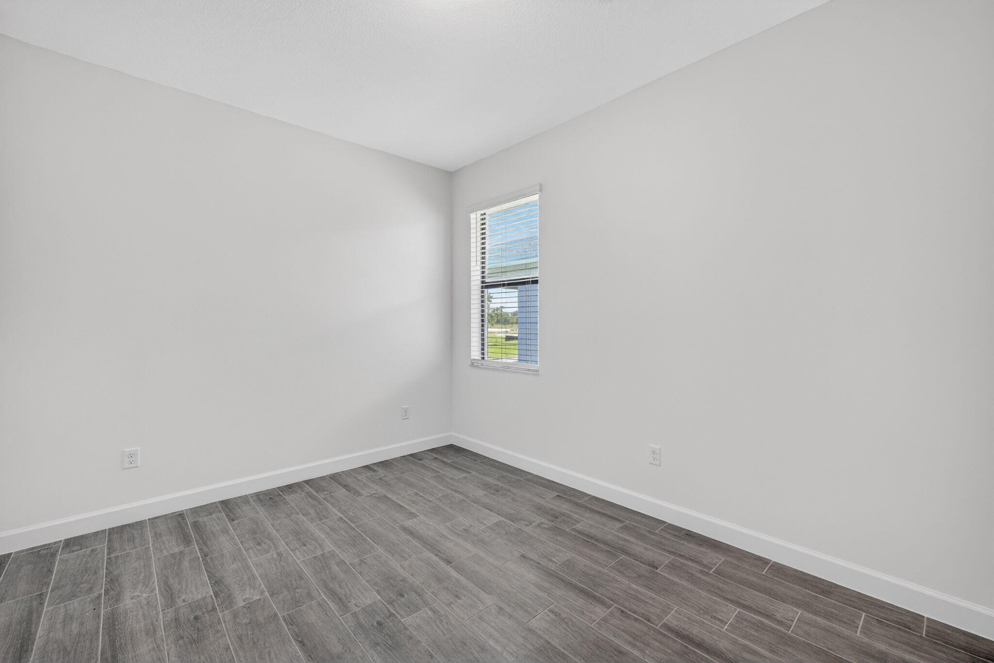 LTC RANCH WEST POD 9 PHASES 2 AND 3 - Residential Lease