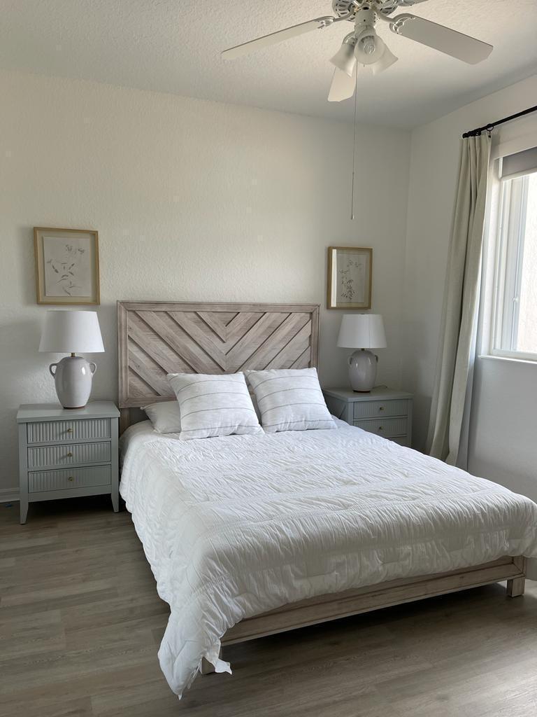ISLES AT WELLINGTON PL 2 - Residential Lease