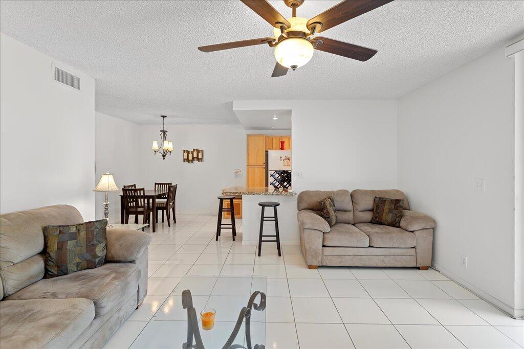 Boca Linda Condo - Residential