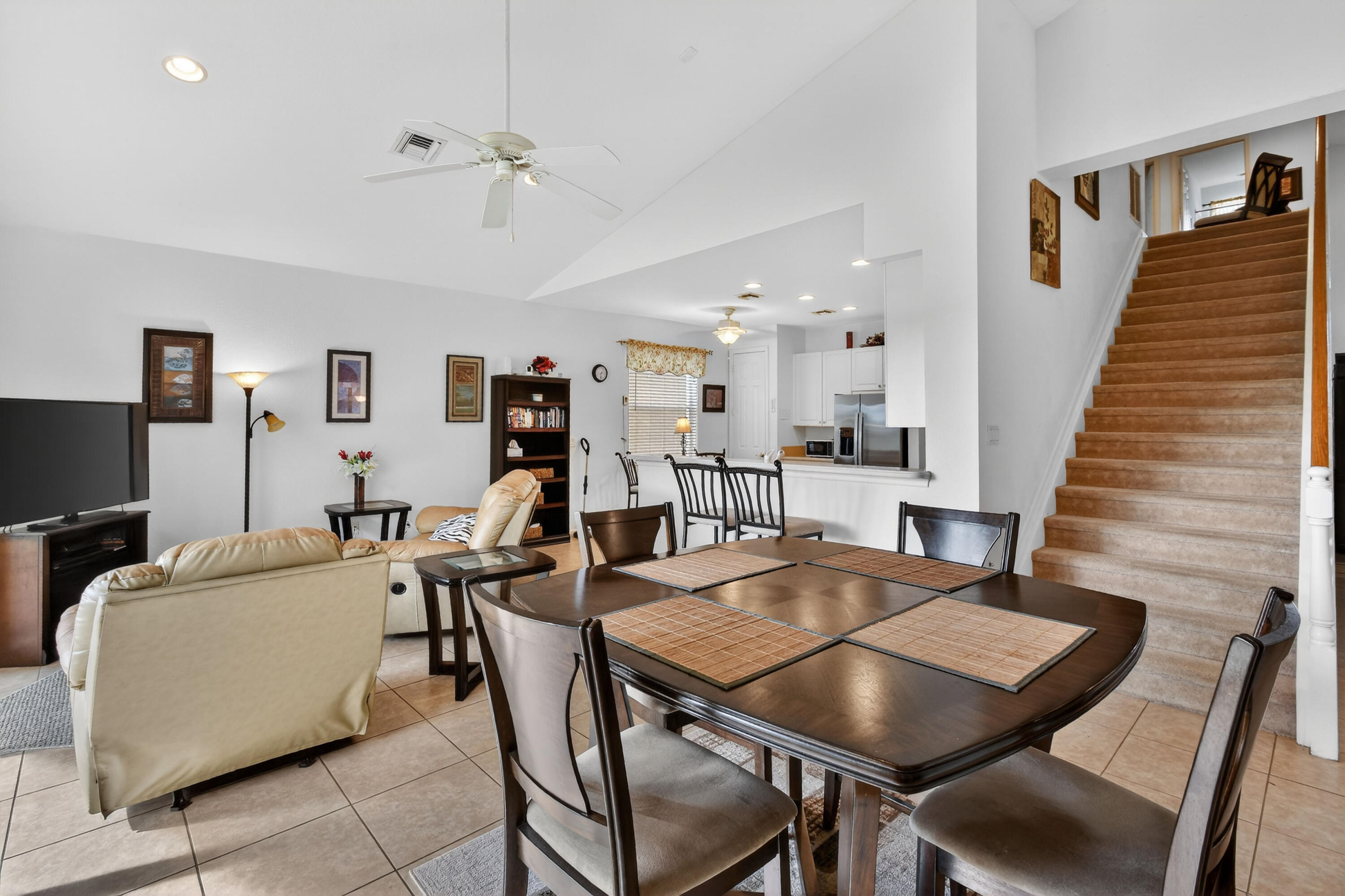 FOURTH  REPLAT OF PORTOFINO ISLES - Residential