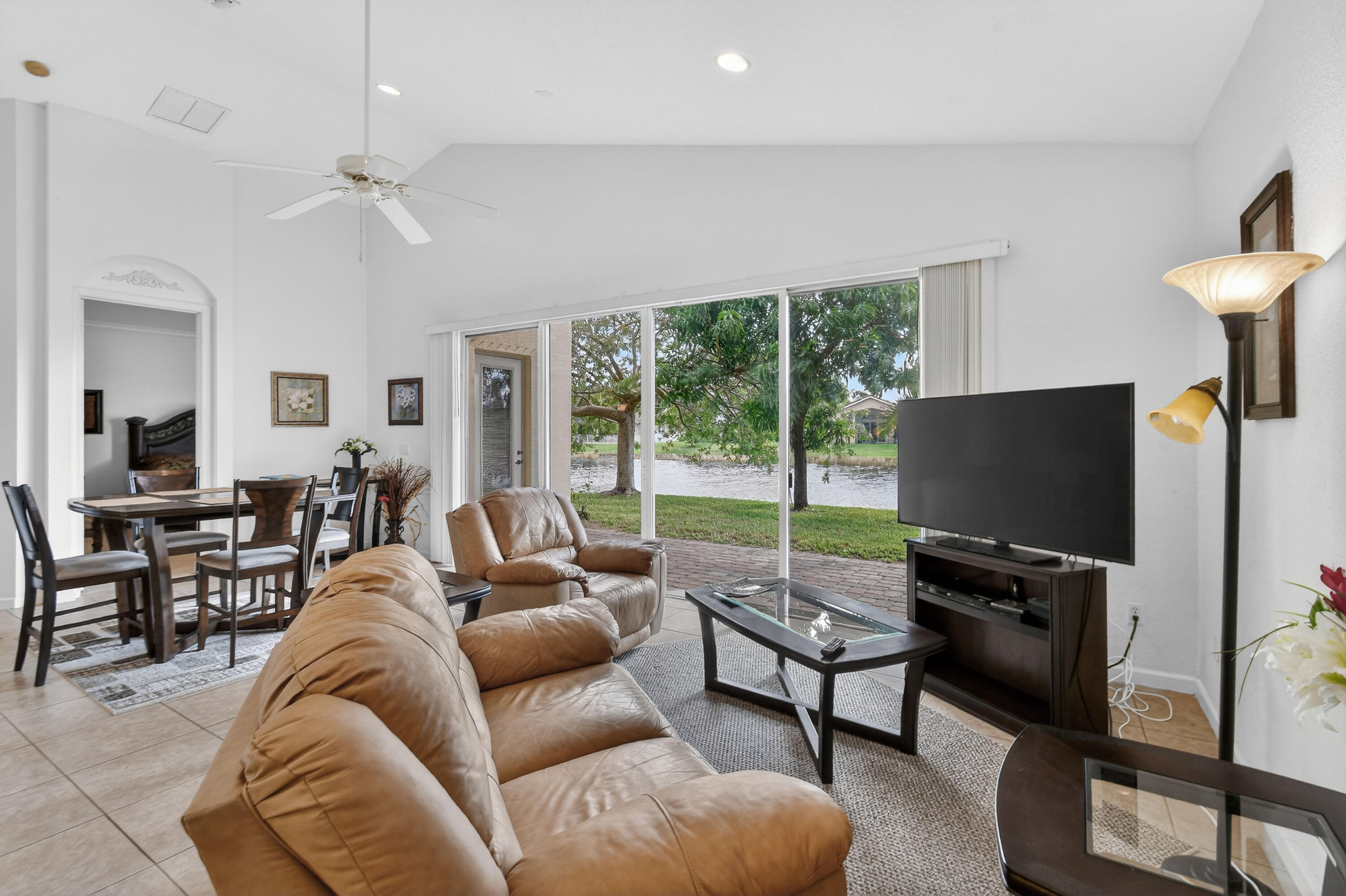 FOURTH  REPLAT OF PORTOFINO ISLES - Residential