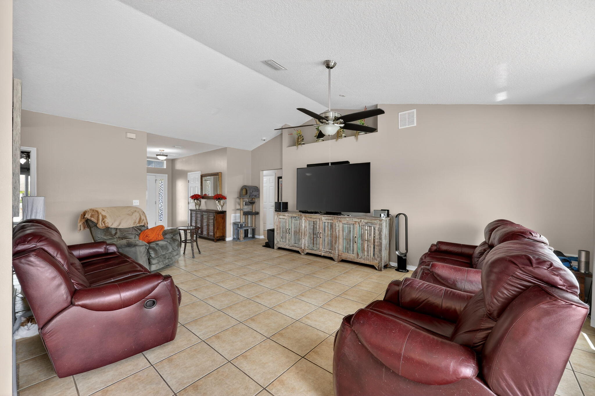 PORT ST LUCIE SECTION 13 - Residential