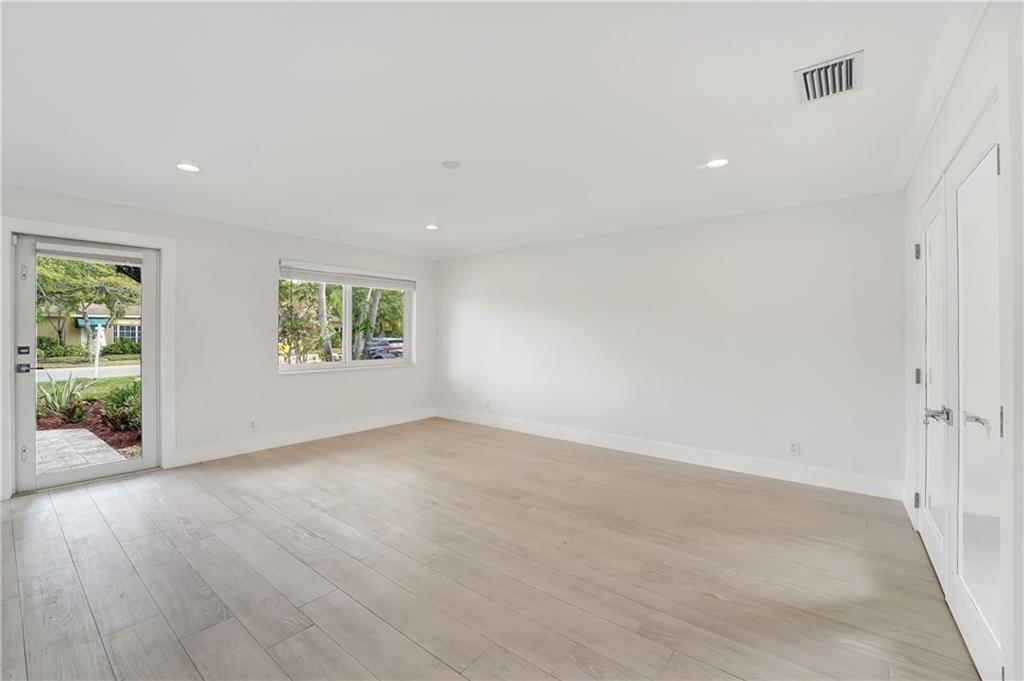 HALLS ADD - Residential
