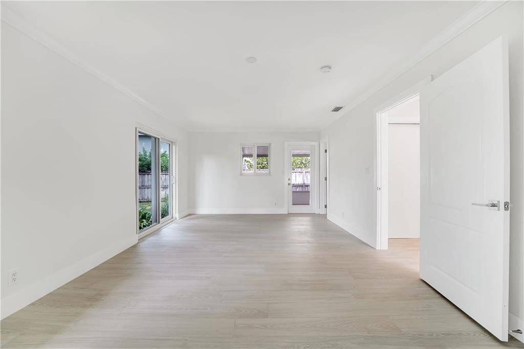 HALLS ADD - Residential