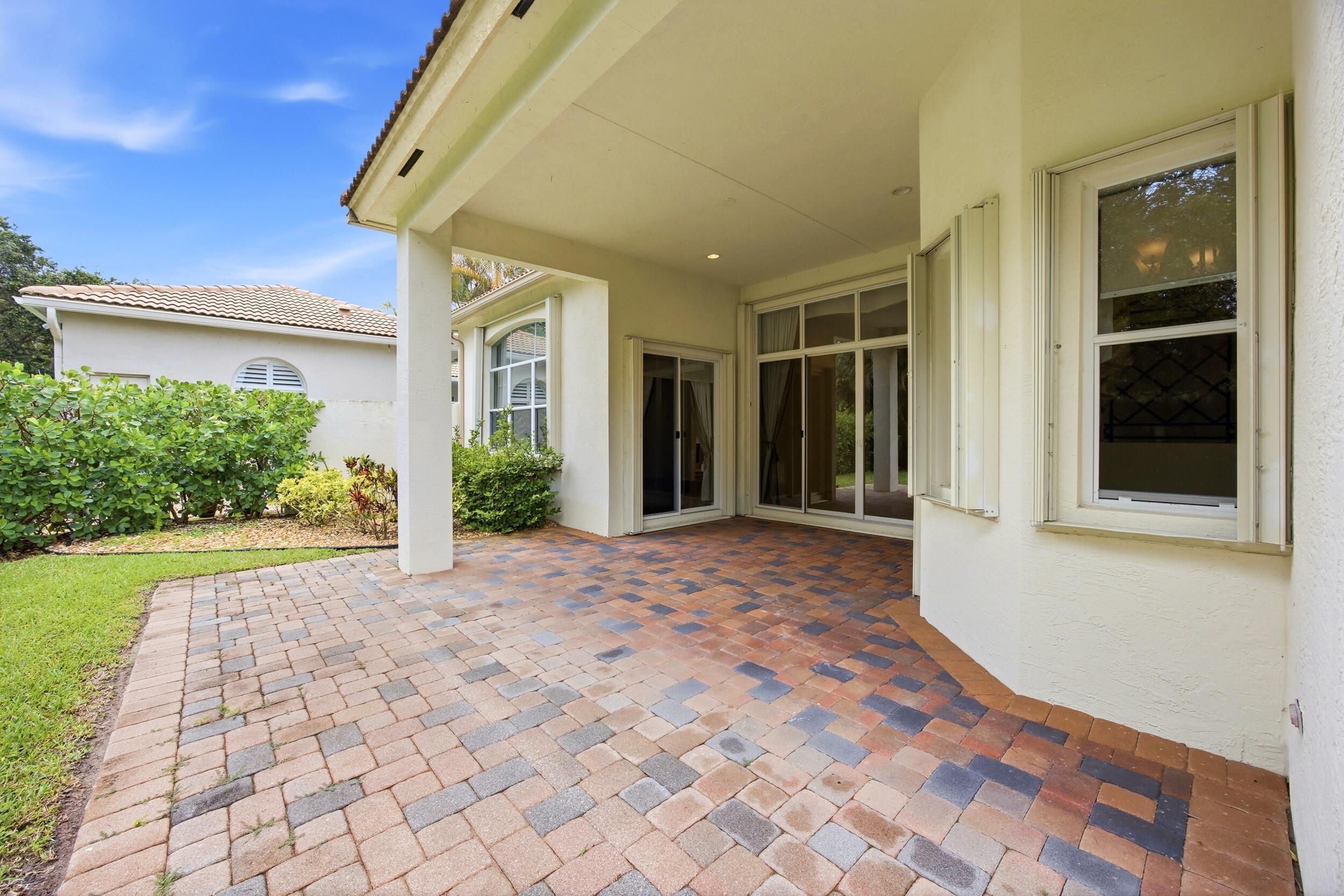 MIRABELLA AT MIRASOL A - Residential Lease