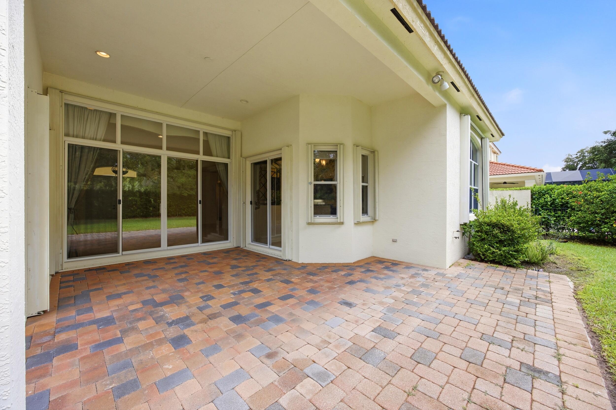 MIRABELLA AT MIRASOL A - Residential Lease