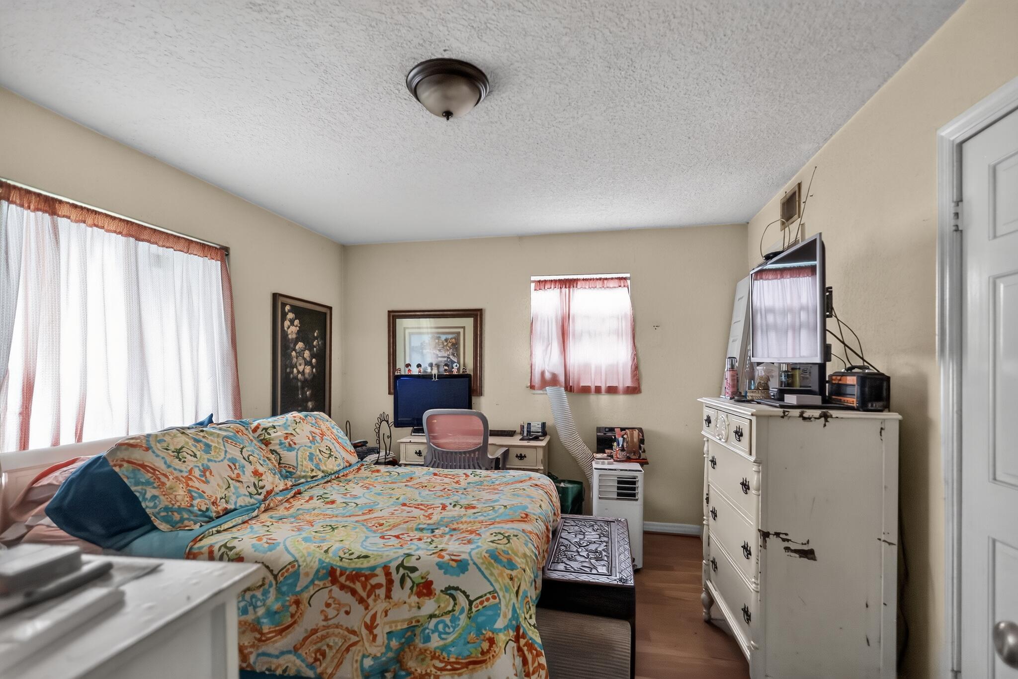 The Acreage - Residential