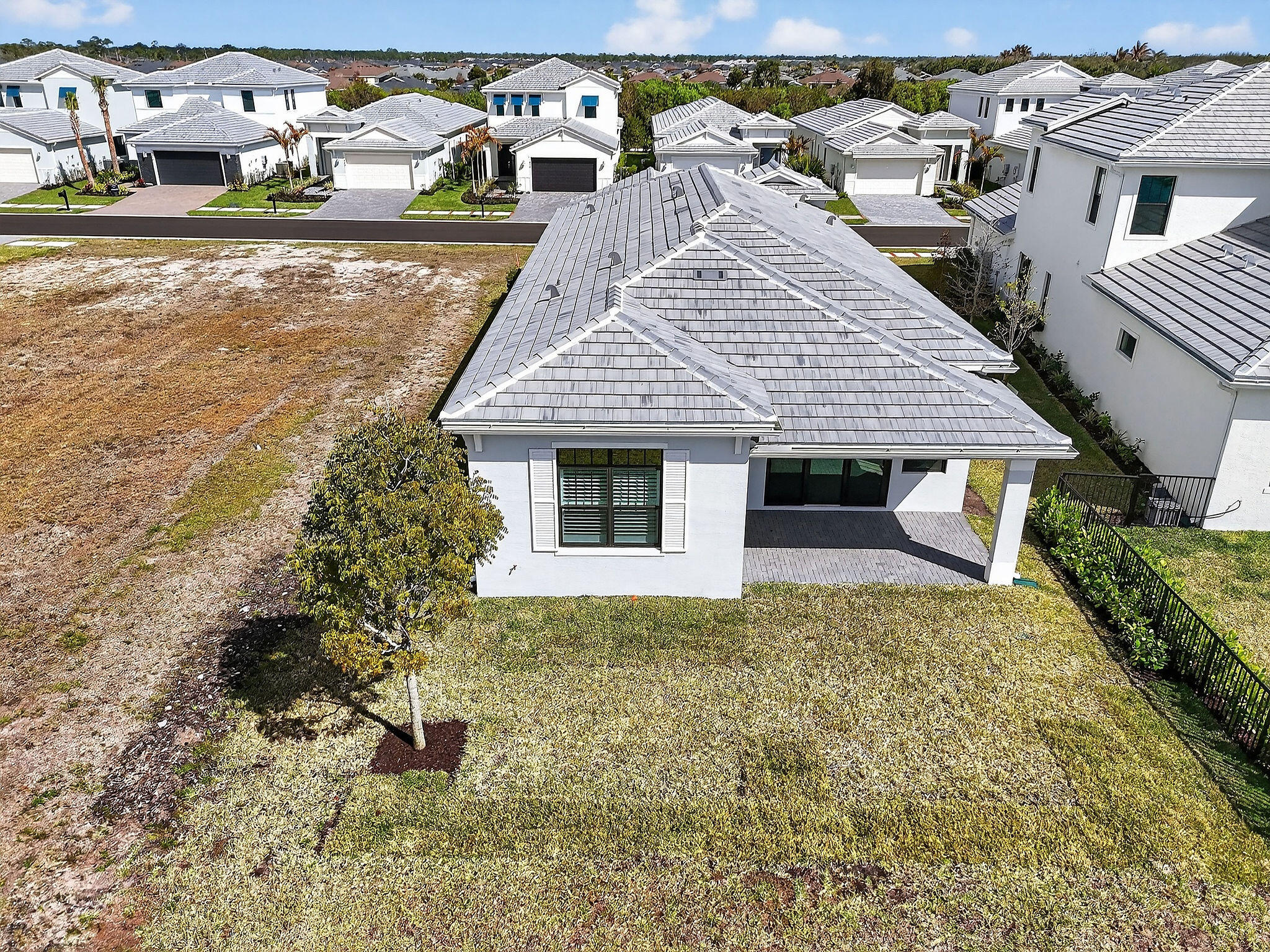 TESORO PLAT NO 20 - Residential