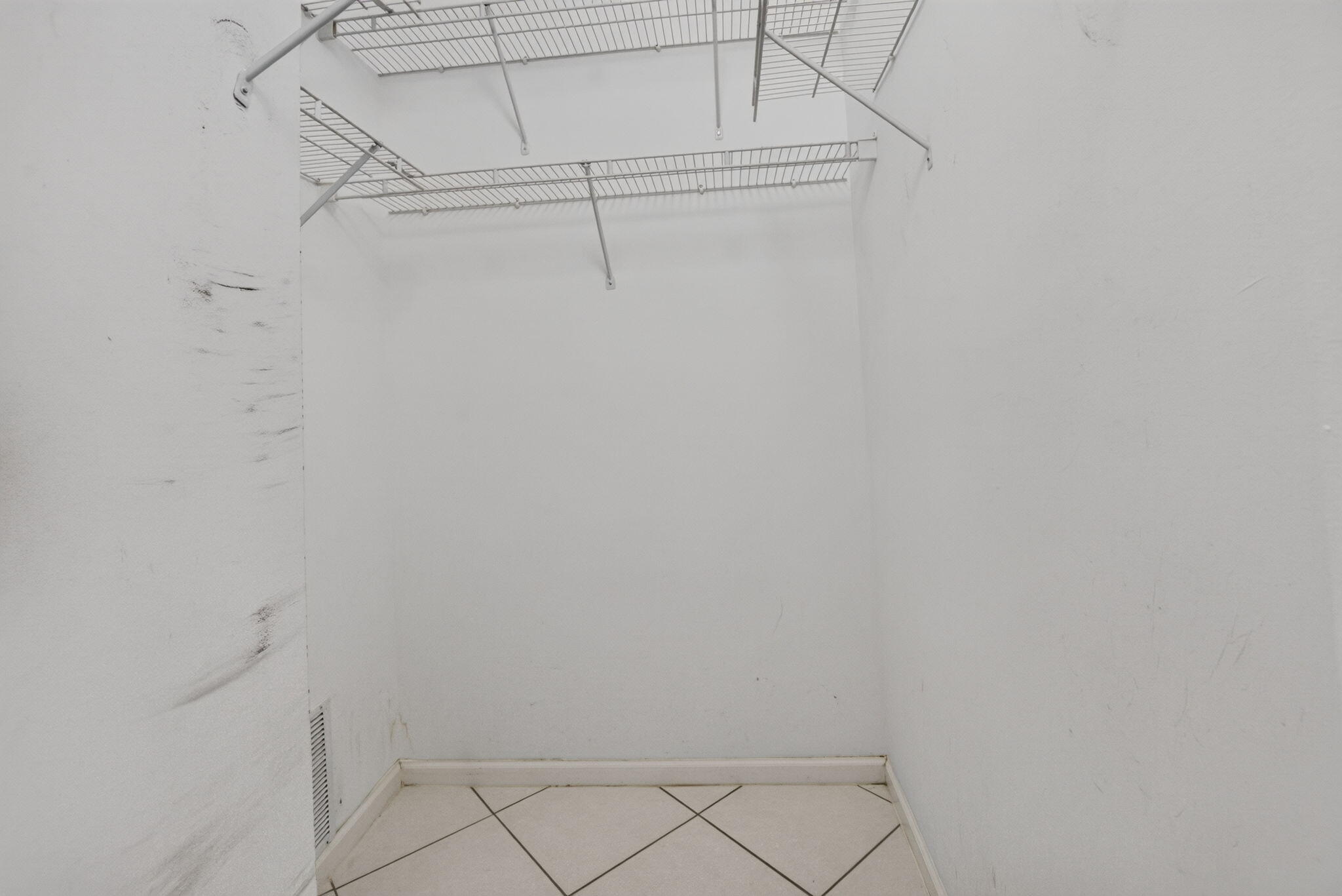 VIZCAYA 4 - Residential