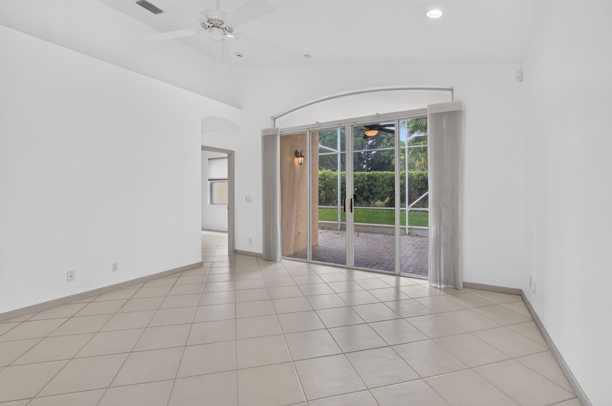 VIZCAYA 4 - Residential