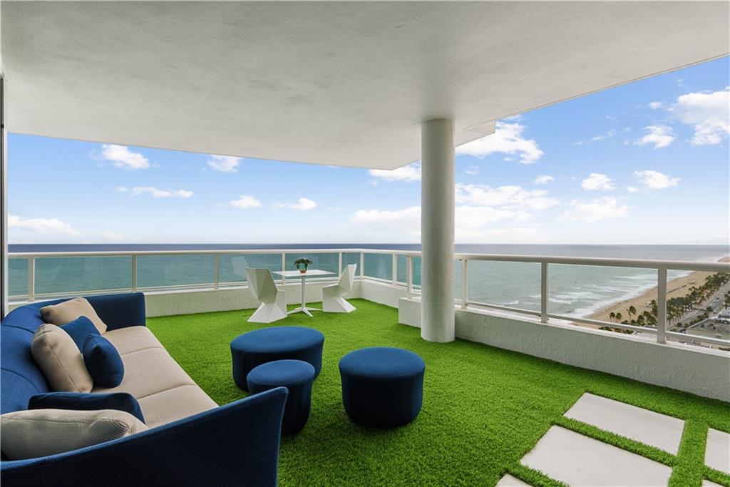 Ritz Carlton - Residential