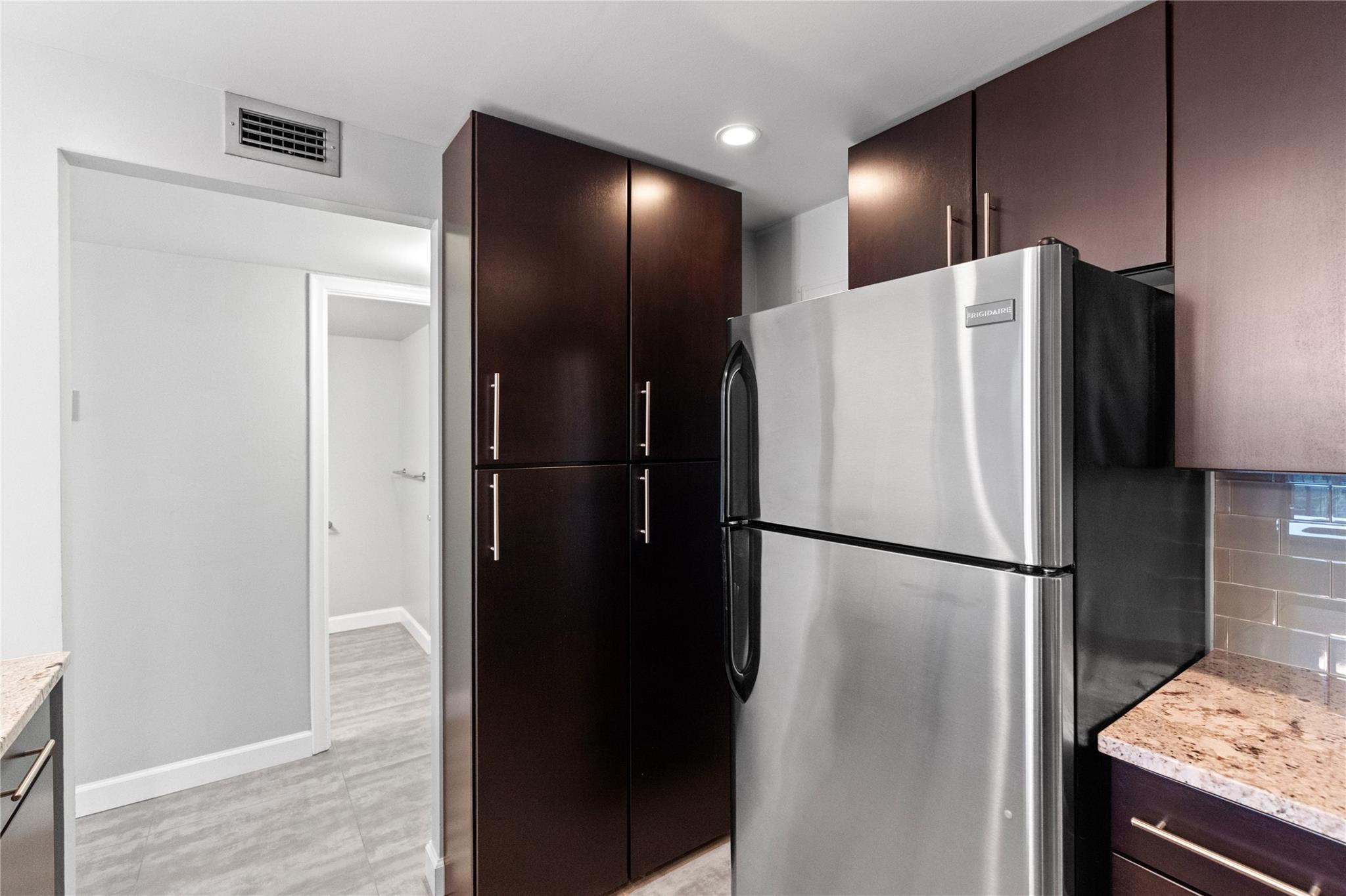 DRAKE TOWER CONDO - Residential