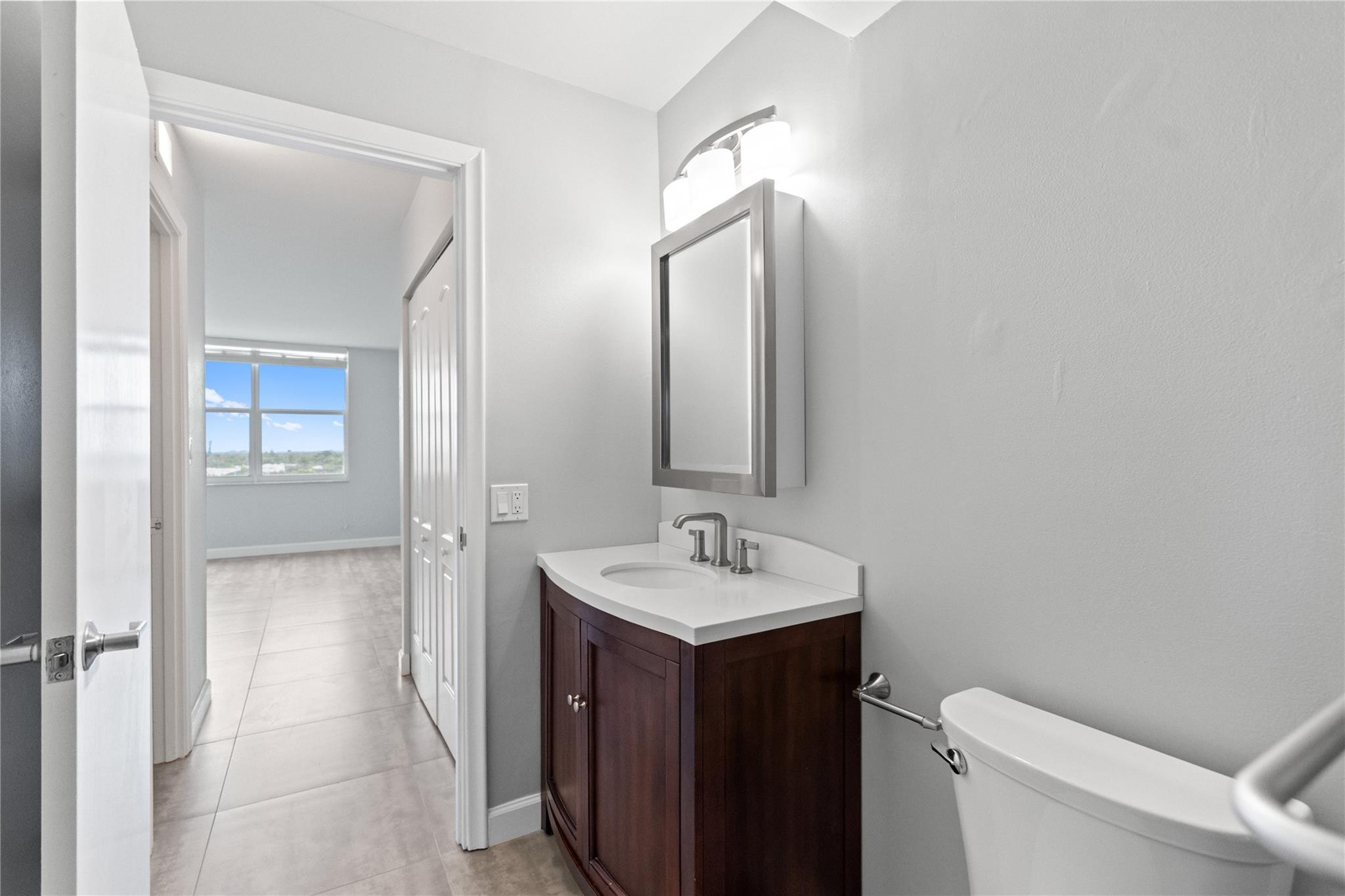 DRAKE TOWER CONDO - Residential