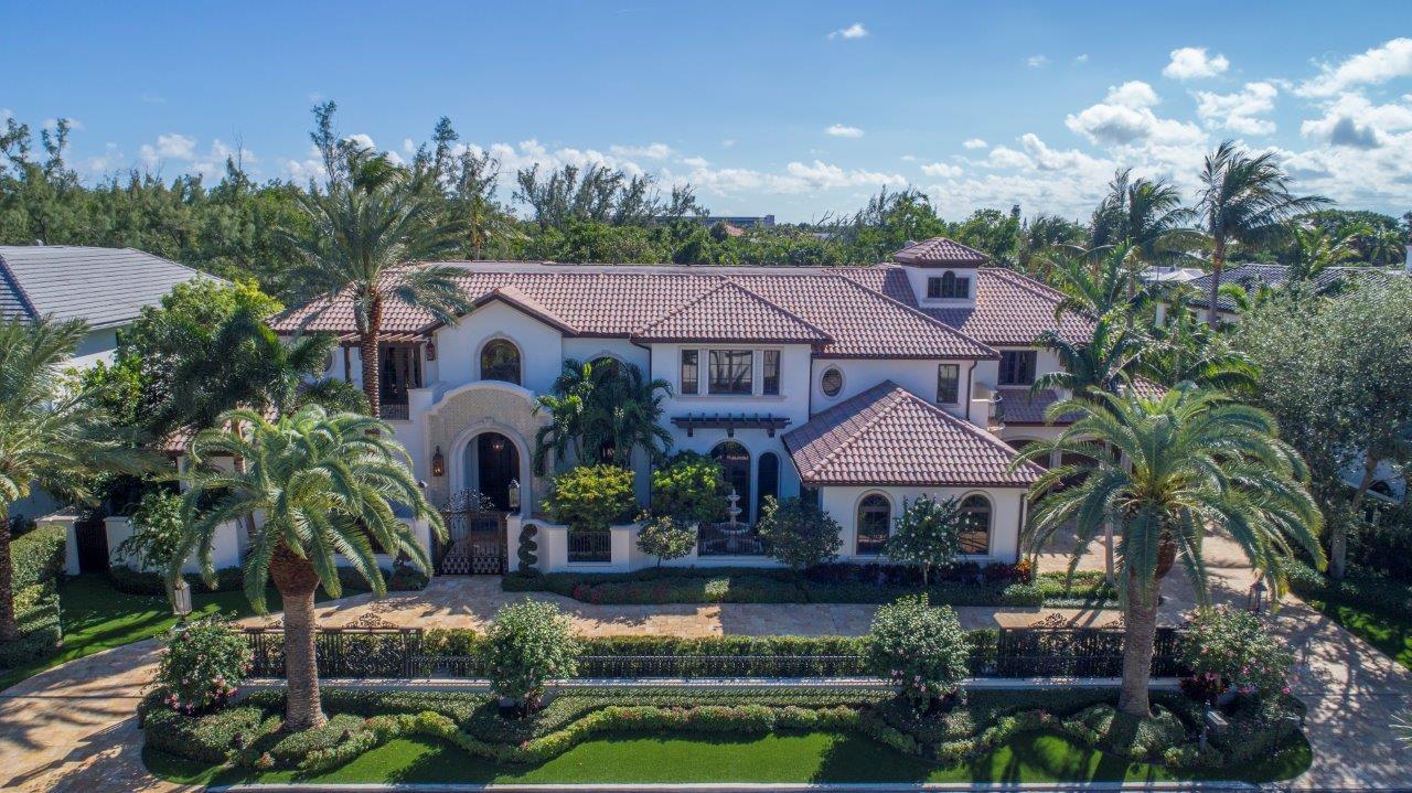 ROYAL PALM YACHT & COUNTRY CLUB - Residential
