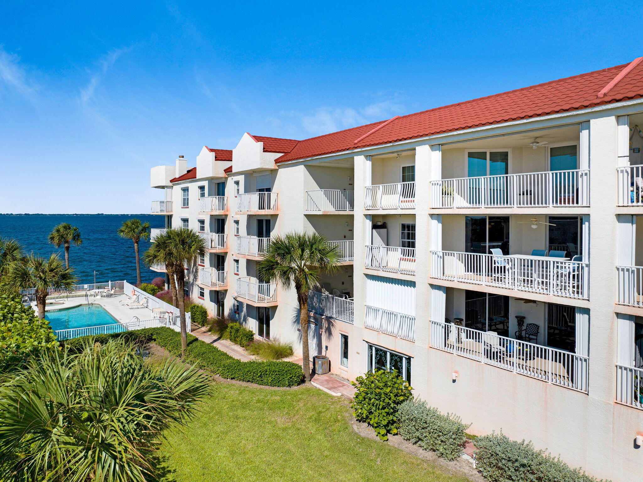RIVER BEND CONDO - Residential