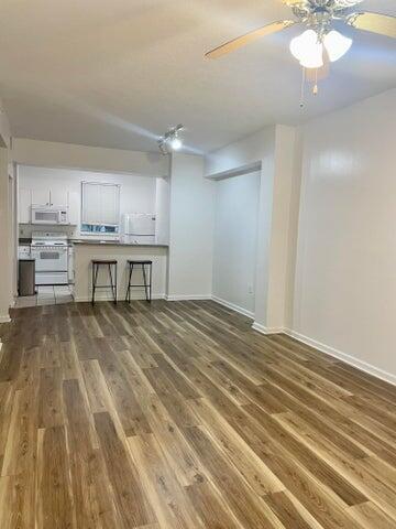 VILLAGE AT ABACOA CONDO - Residential Lease
