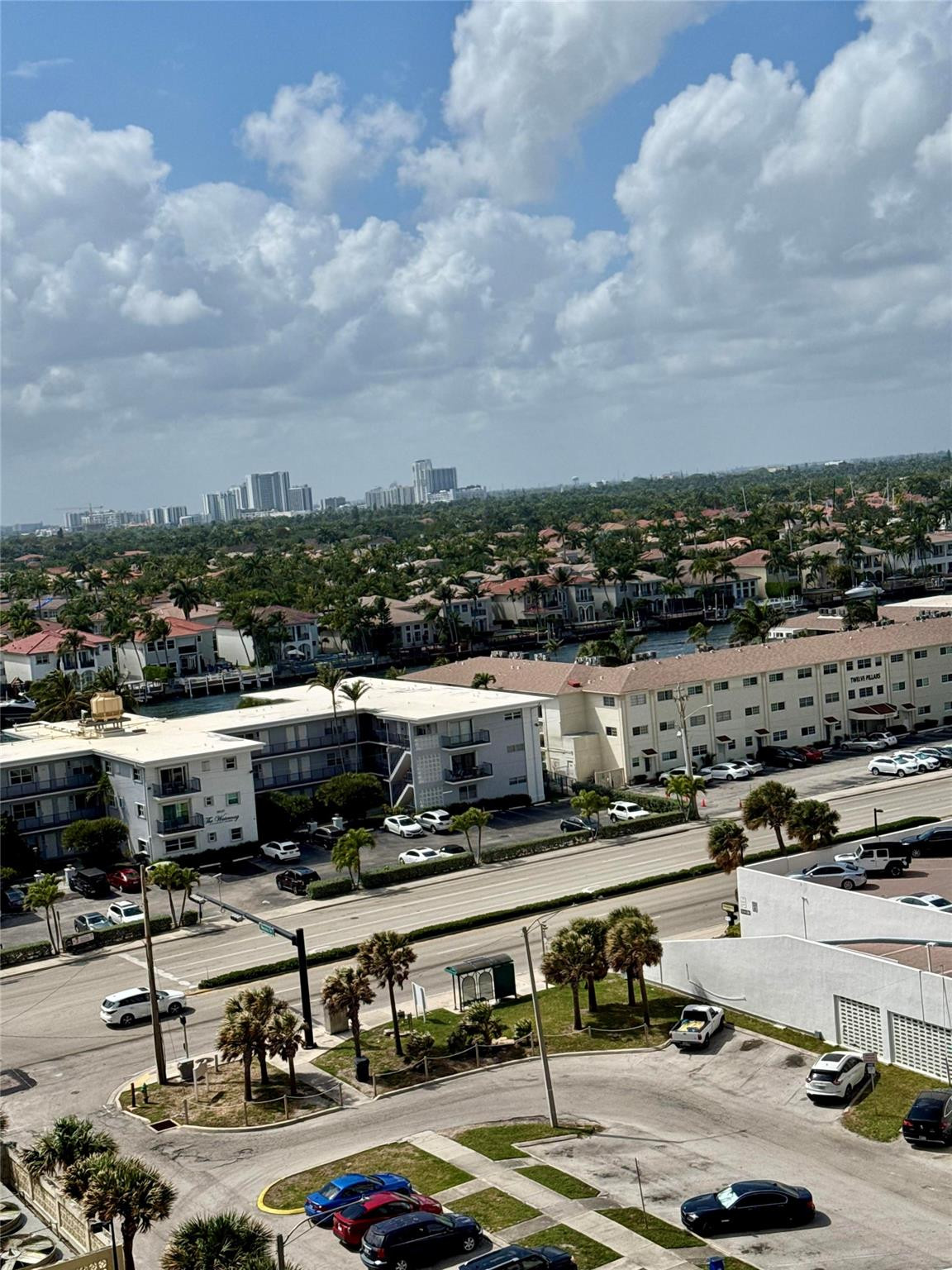 THE WAVE CONDO - Residential Lease