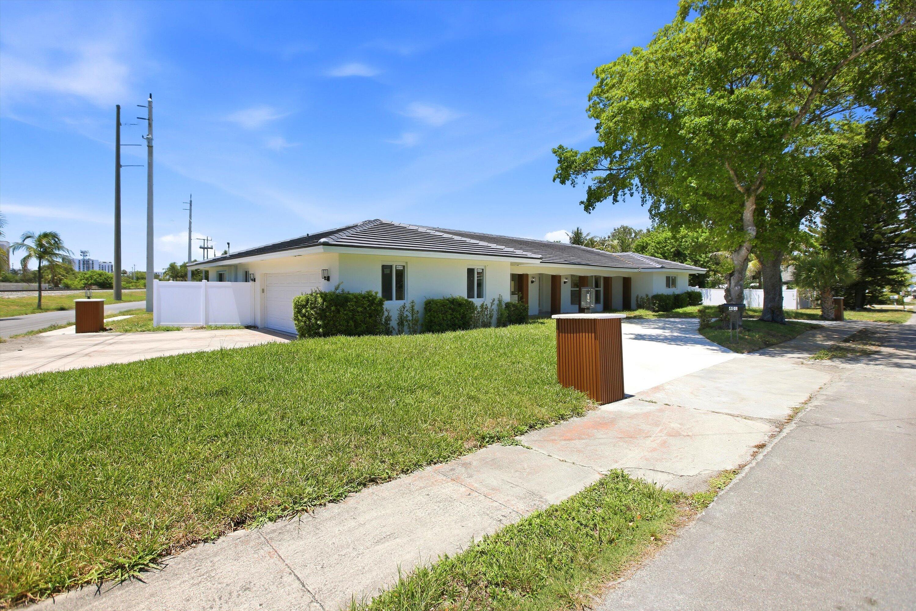 HANSEN & NELSON - Residential
