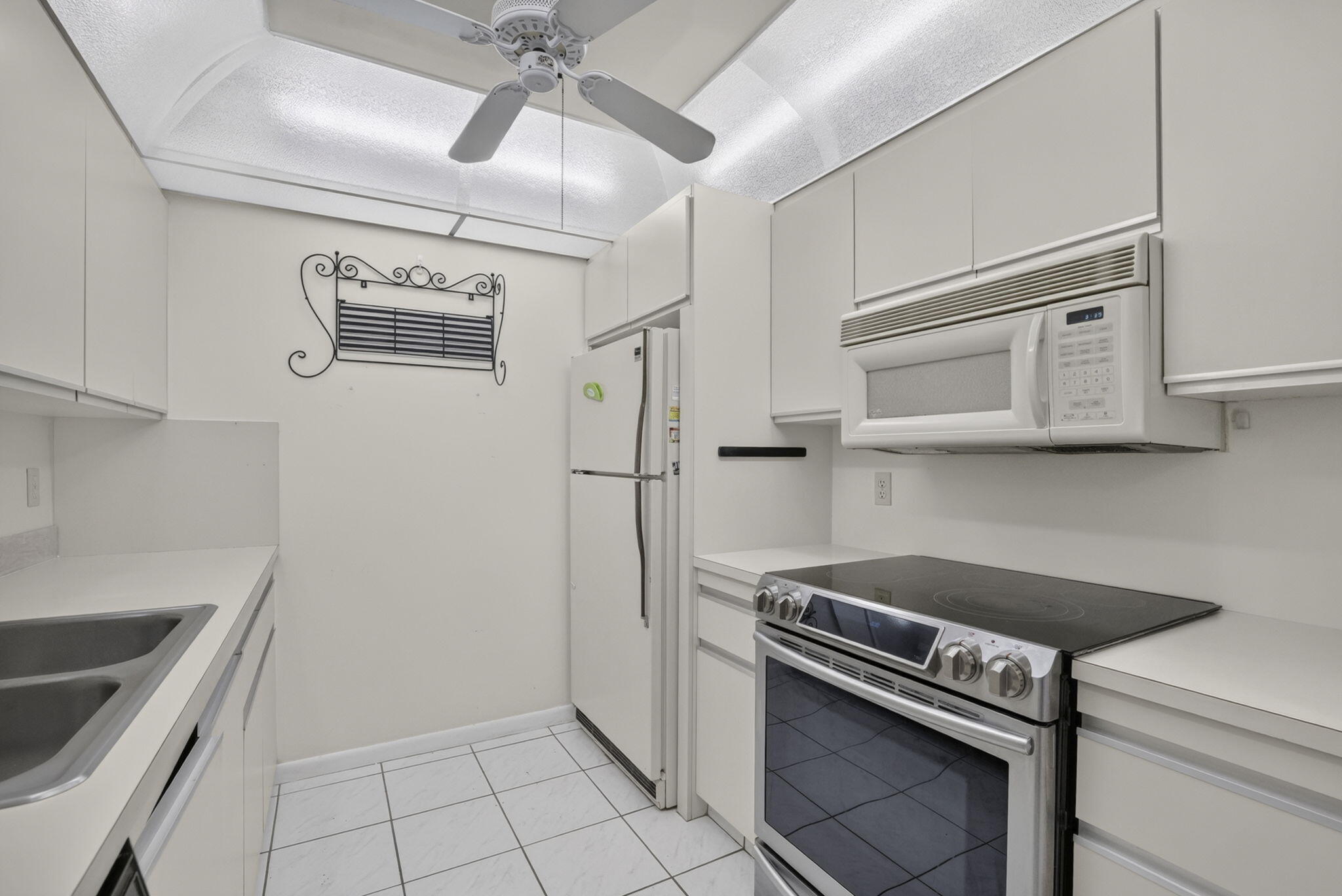 BIMINI VILLAGE B CONDO - Residential