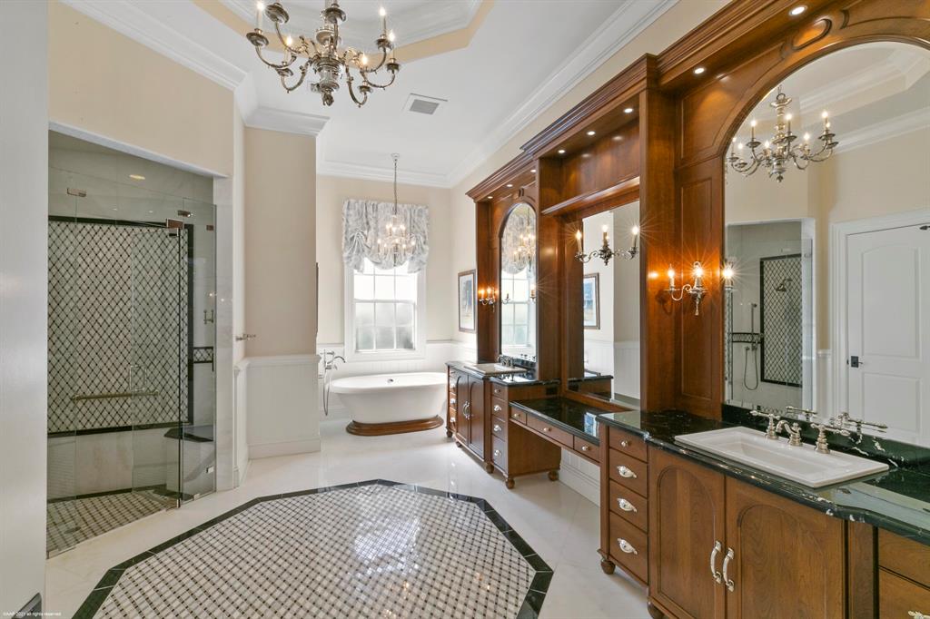 PALM BEACH POINT - Residential