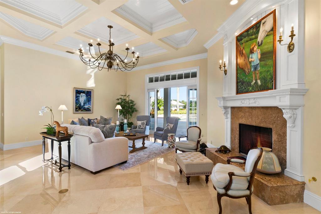 PALM BEACH POINT - Residential